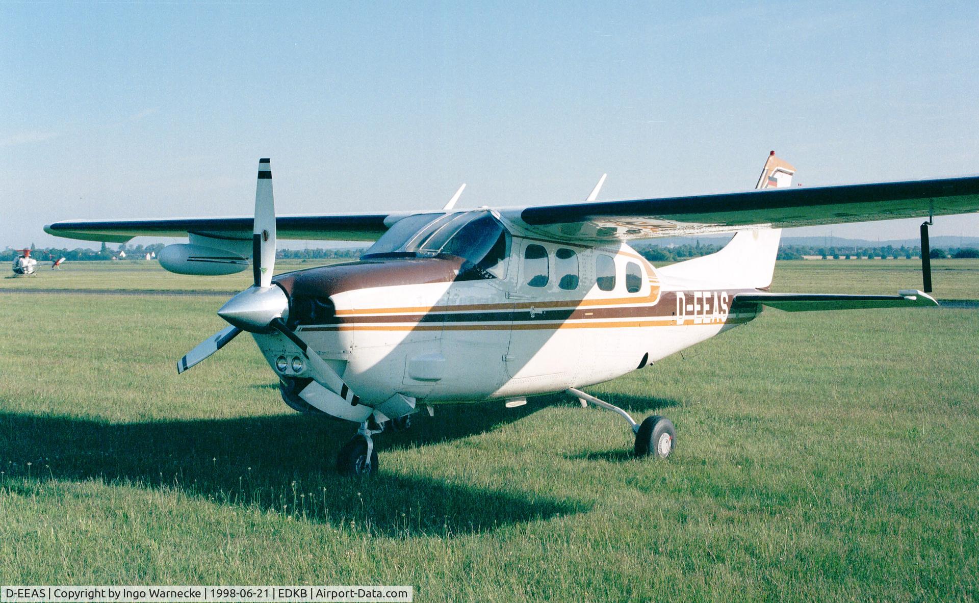 D-EEAS, 1979 Cessna P210N Pressurised Centurion C/N P21000328, Cessna P210N Pressurised Centurion at Bonn-Hangelar airfield