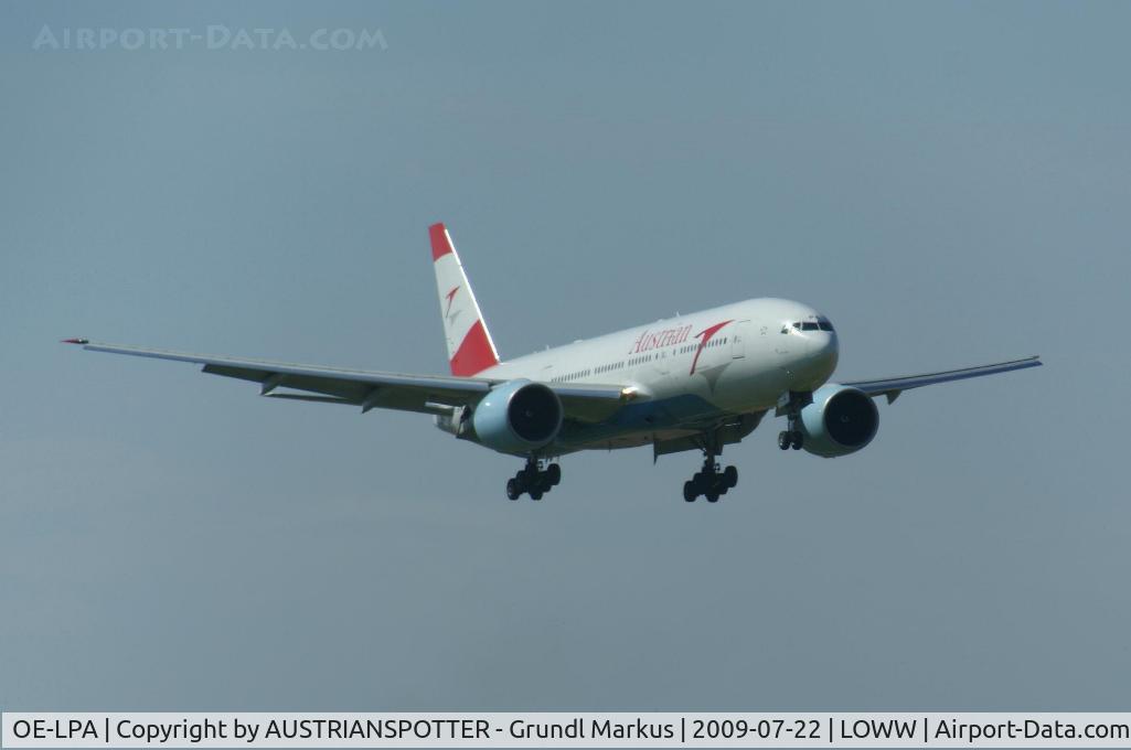 OE-LPA, 1997 Boeing 777-2Z9/ER C/N 28698, Austrian Airlines