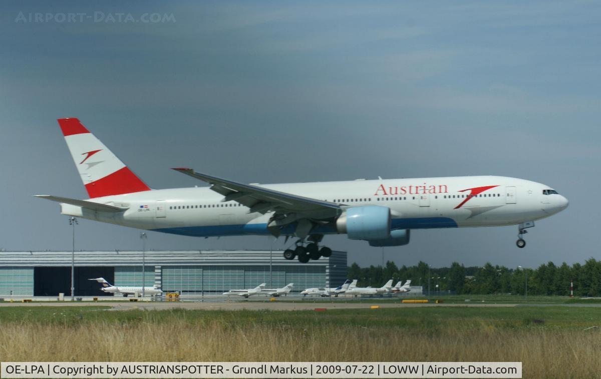 OE-LPA, 1997 Boeing 777-2Z9/ER C/N 28698, Austrian Airlines