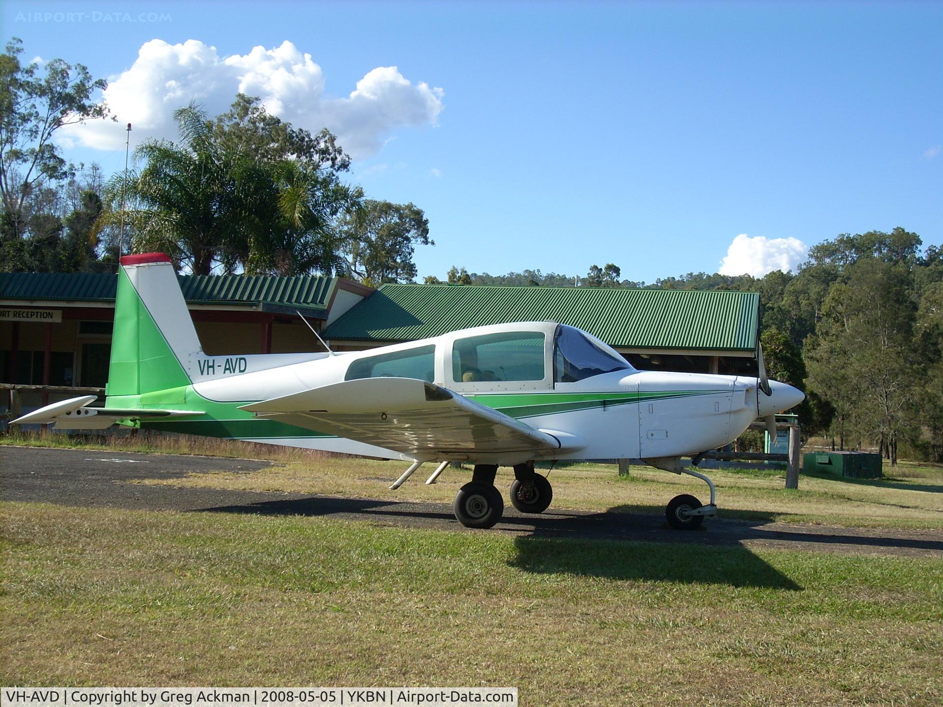 VH-AVD, 1979 American Aviation AA-5B Traveler C/N AA5B-1213, At Kooralbyn Queensland