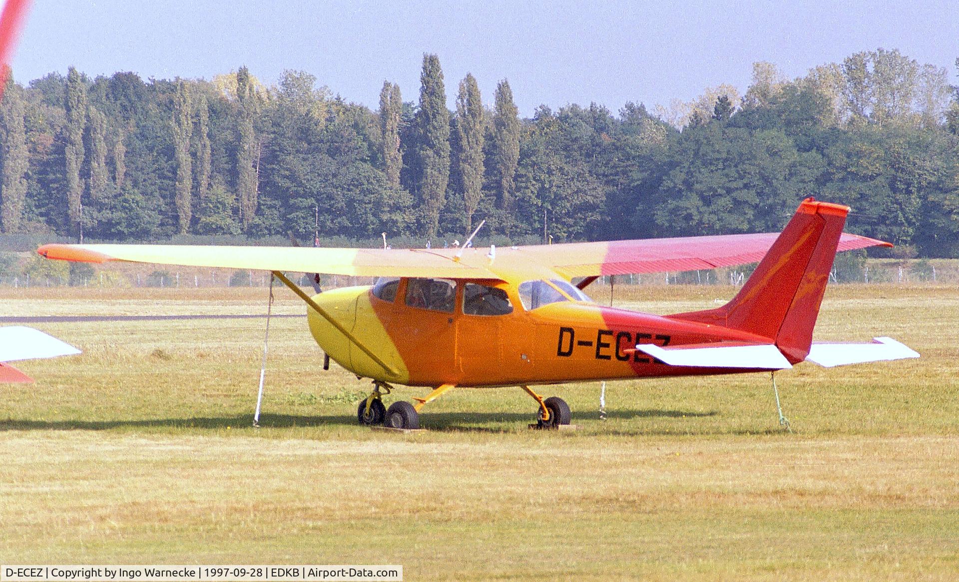 D-ECEZ, Reims F172H Skyhawk C/N 0702, Cessna (Reims) F172H Skyhawk at Bonn-Hangelar airfield