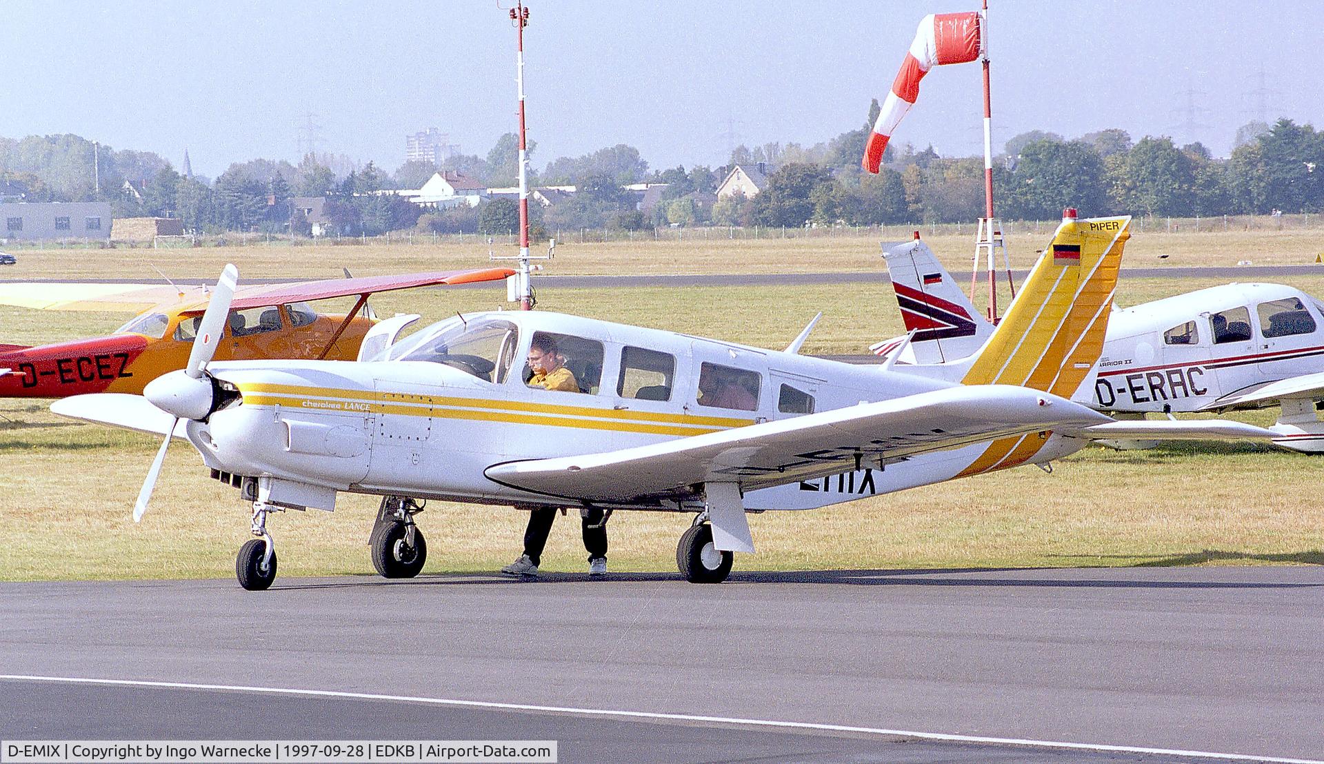 D-EMIX, 1977 Piper PA-32R-300 Cherokee Lance C/N 32R-7780225, Piper PA-32R-300 Cherokee Lance at Bonn-Hangelar airfield