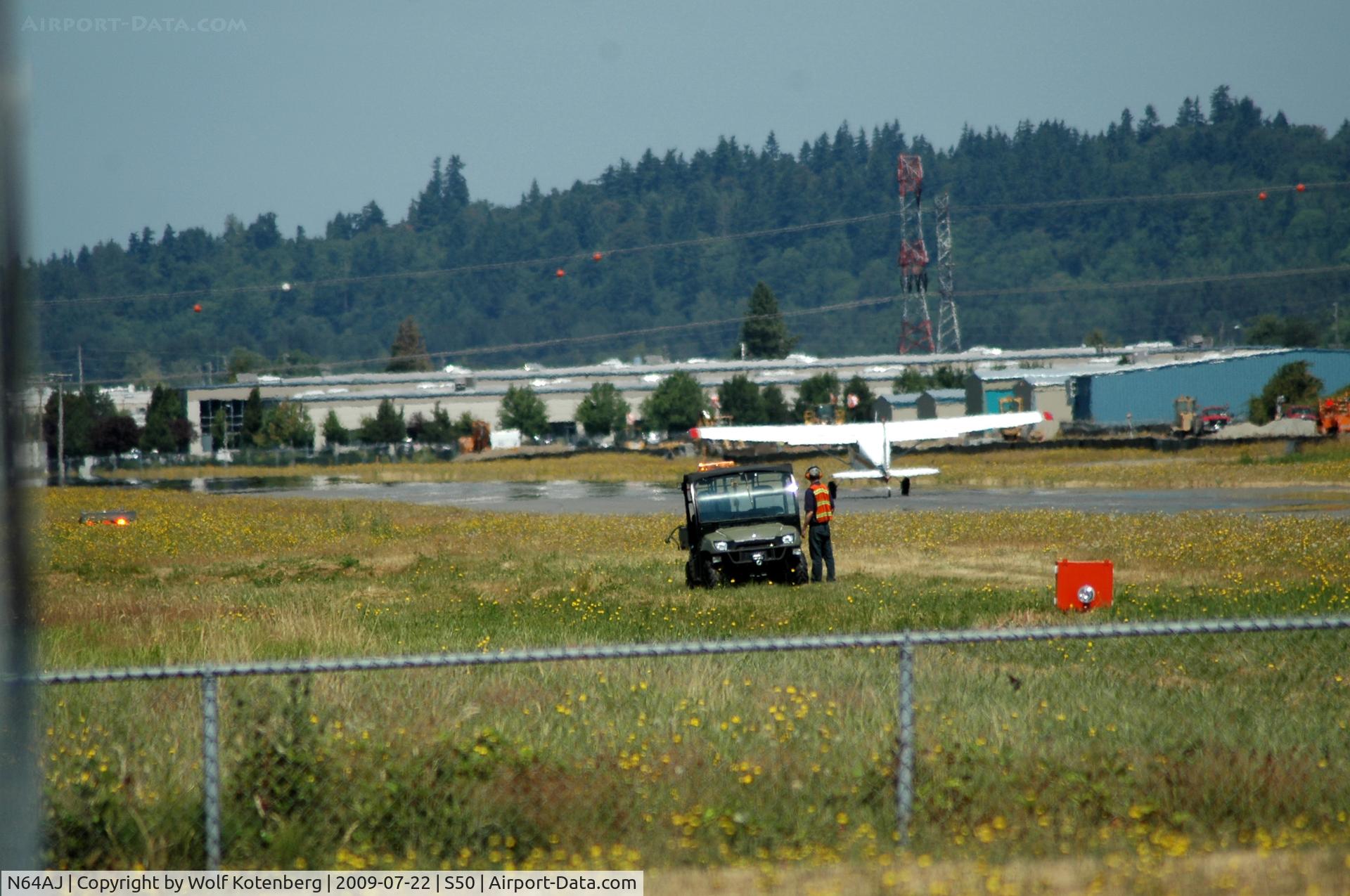 N64AJ, Cessna 180J C/N 18052364,  touch down