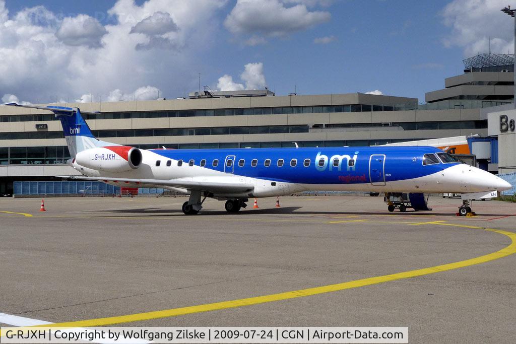 G-RJXH, 2001 Embraer EMB-145EP (ERJ-145EP) C/N 145442, visitor