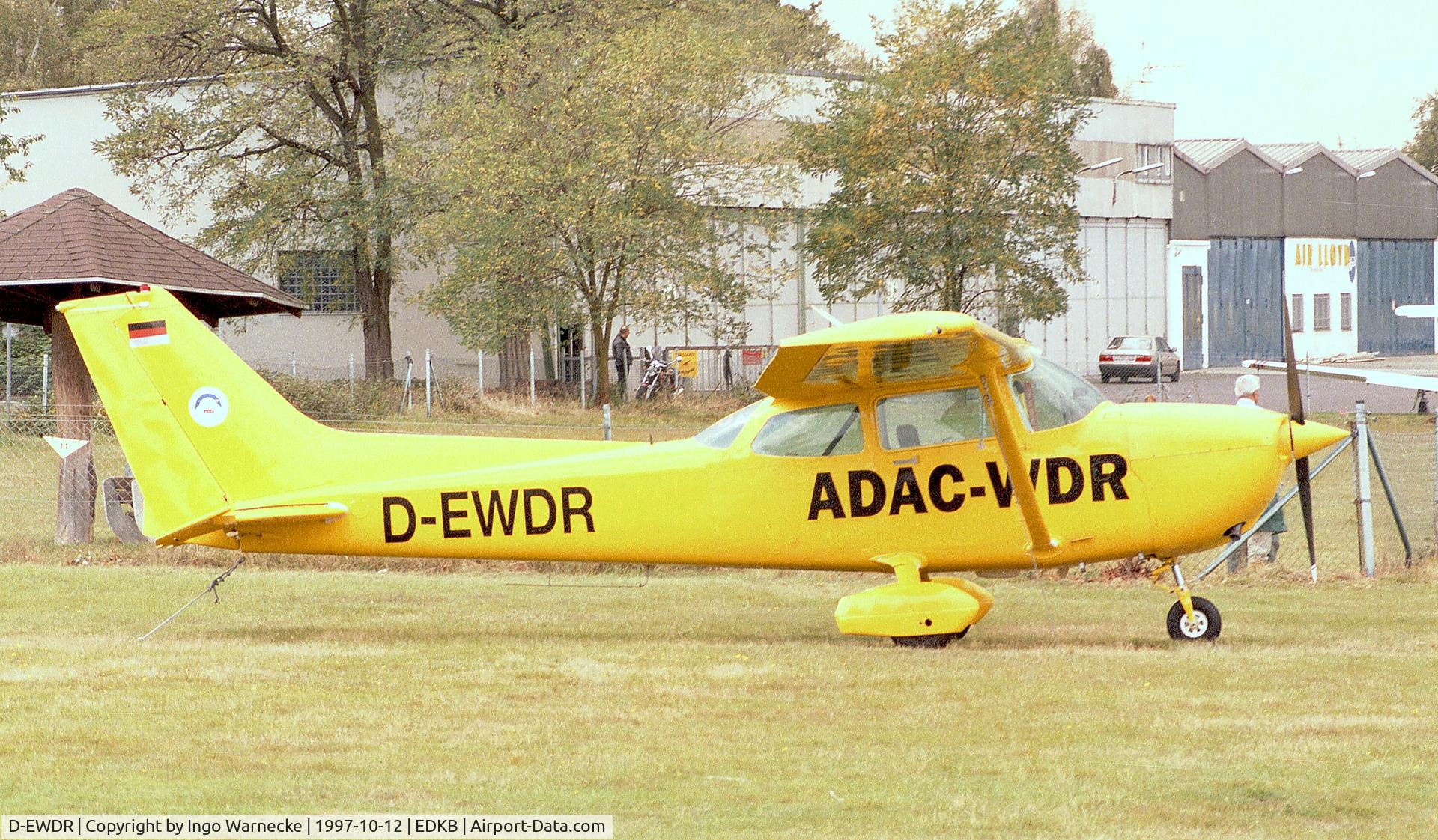 D-EWDR, Cessna 172P C/N 17275322, Cessna 172P Skyhawk operated on behalf of ADAC (german automobile club) and WDR (regional radio broadcasting station) for traffic surveillance from Bonn-Hangelar airfield