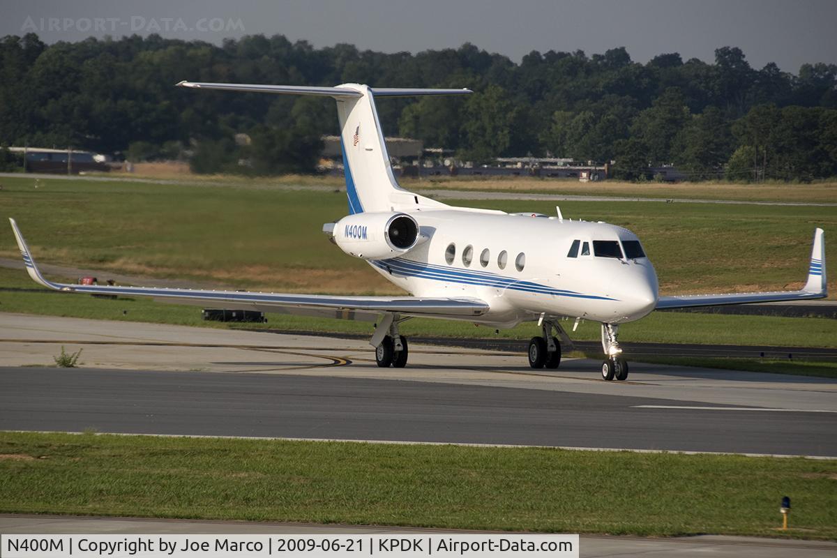 N400M, 1973 Grumman G-1159 Gulfstream II C/N 132, @ PDK