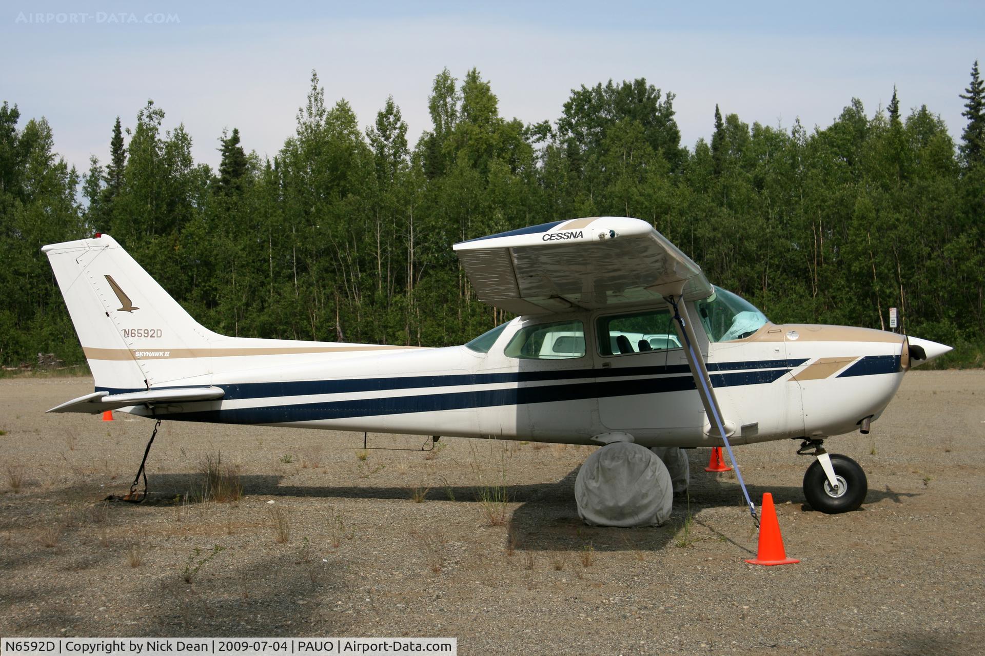 N6592D, 1979 Cessna 172N C/N 17272882, PAUO
