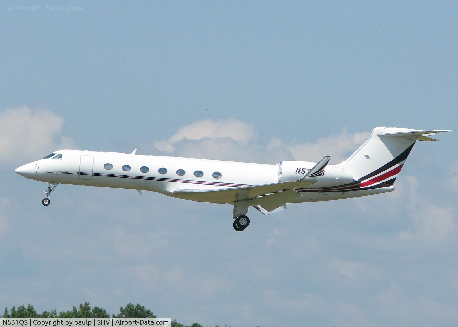 N531QS, 2006 Gulfstream Aerospace GV-SP (G550) C/N 5133, Landing on runway 14 at the Shreveport Regional airport.