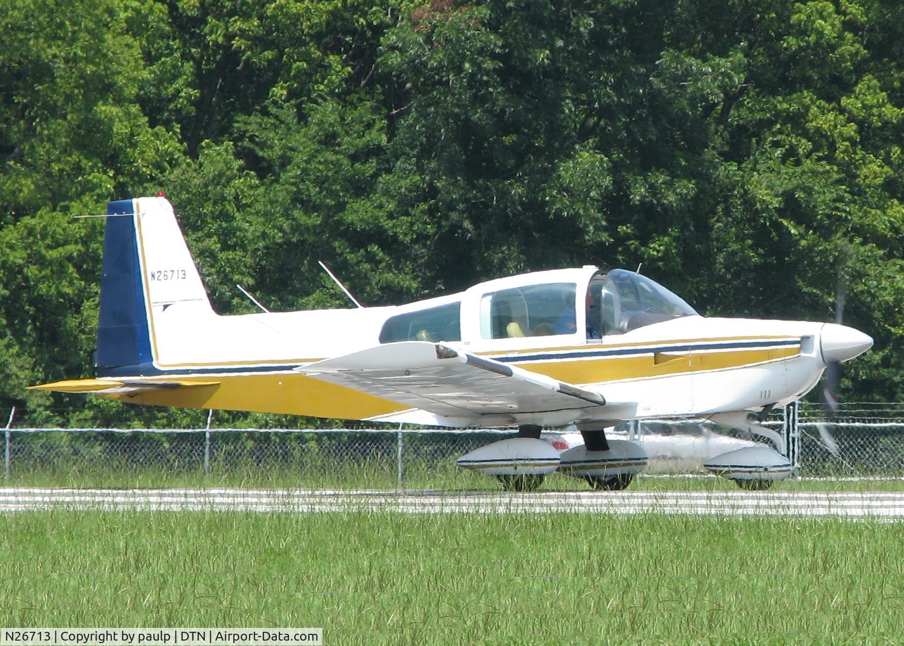 N26713, 1978 Grumman American AA-5A Cheetah C/N AA5A0668, Starting to roll for take off on runway 14 at the Shreveport Downtown airport.