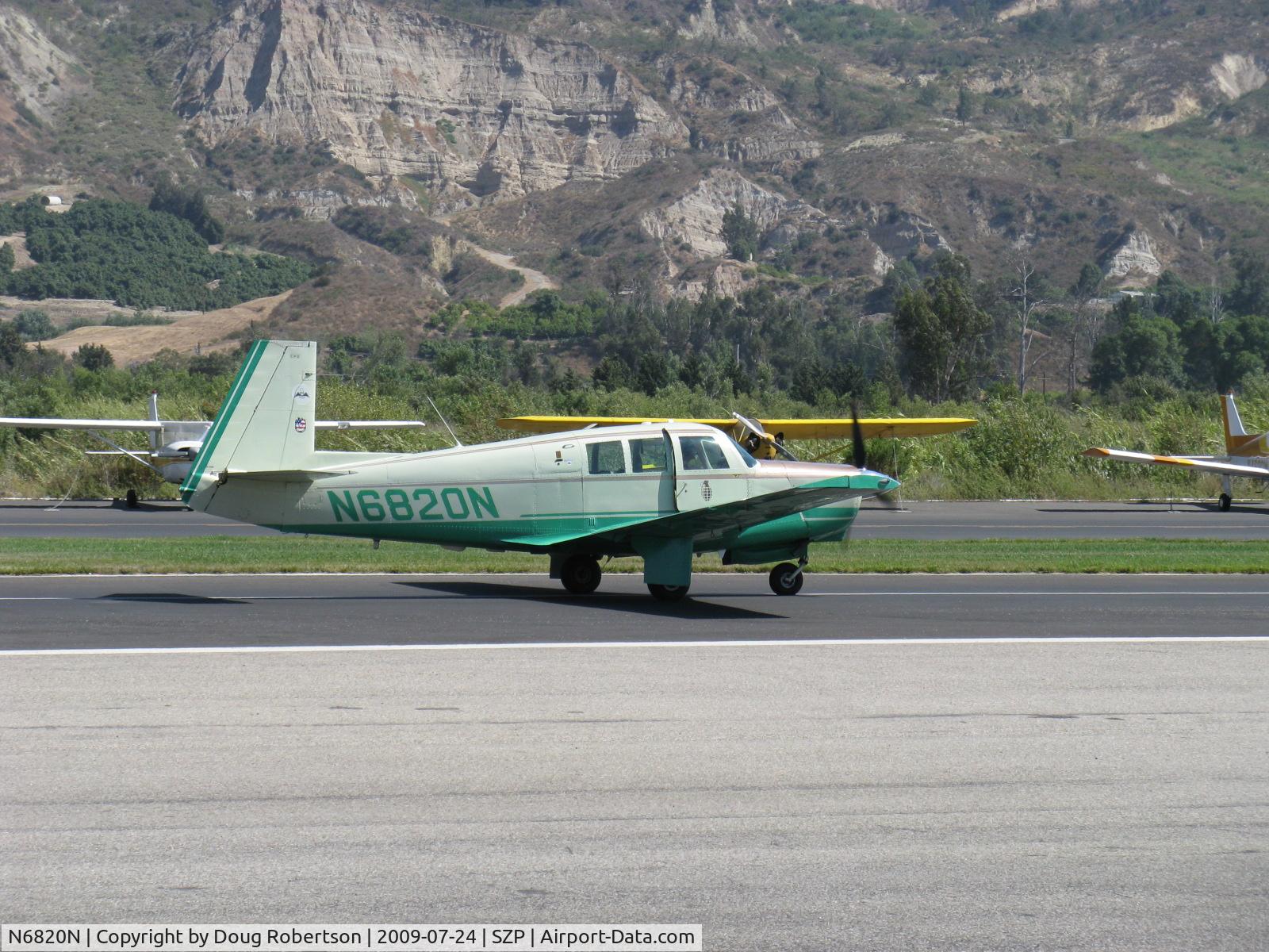 N6820N, 1968 Mooney M-20G Statesman C/N 680107, 1968 Mooney M20G STATESMAN, Lycoming O&VO-360 180 Hp, Alaska visitor, landing roll Rwy 22