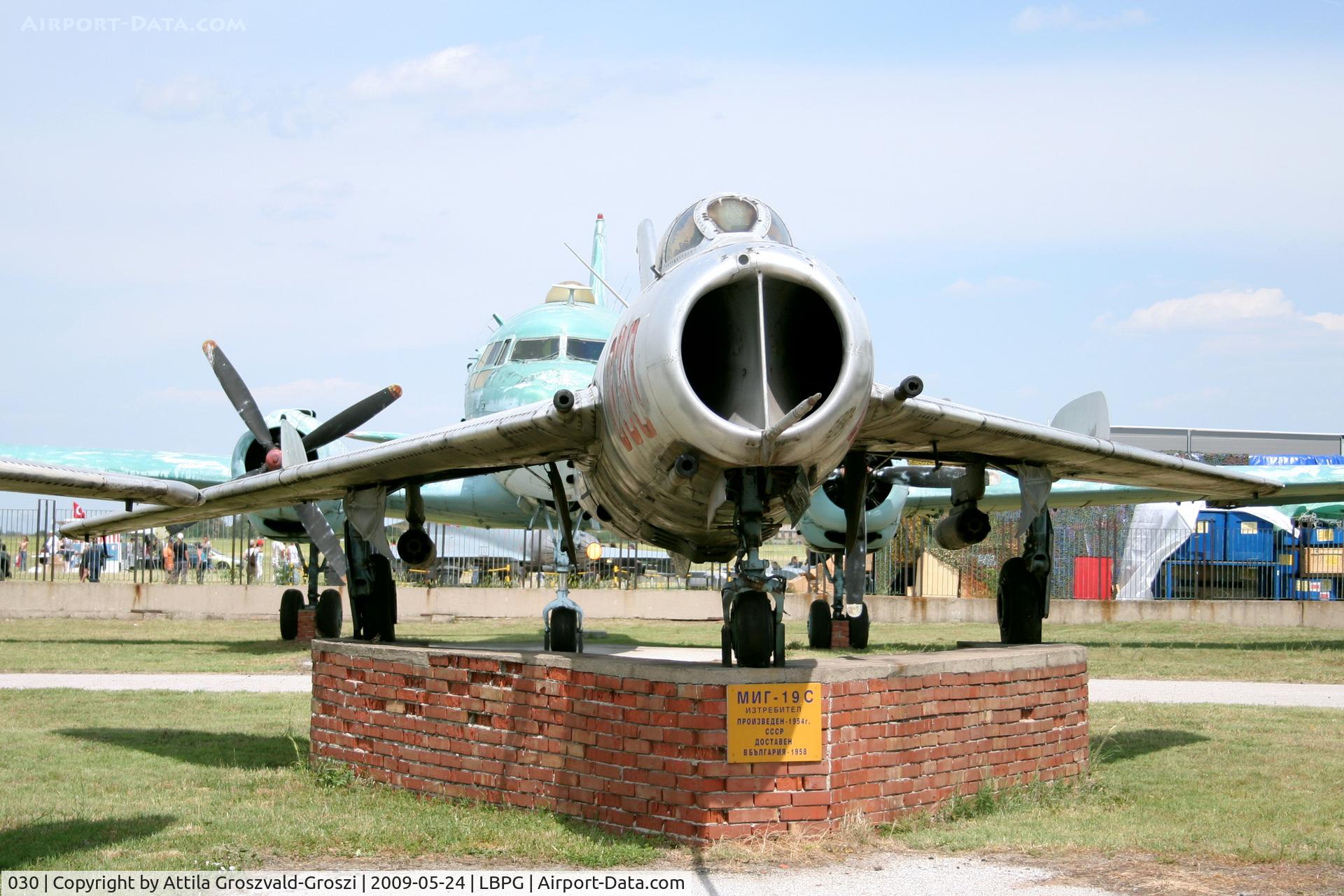 030, Mikoyan-Gurevich MiG-19S C/N Not found 030, Bulgarian Museum of Aviation, Plovdiv-Krumovo (LBPG).