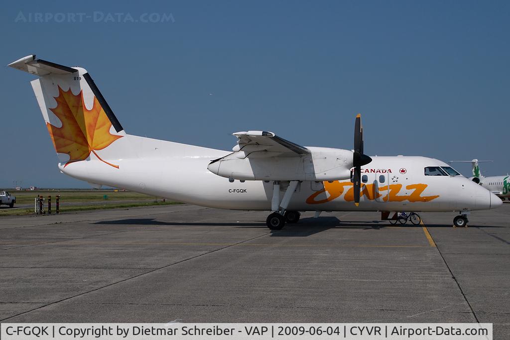 C-FGQK, 1989 De Havilland Canada DHC-8-102 Dash 8 C/N 193, Jazz Dash 8-100