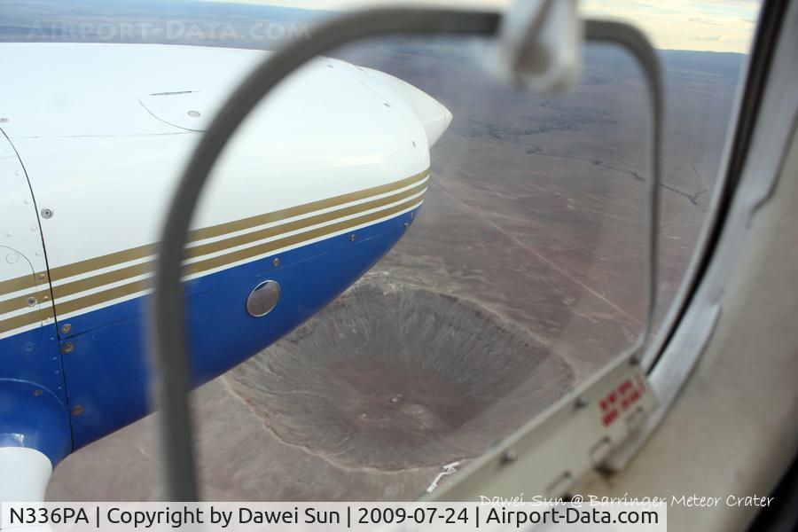 N336PA, 2002 Piper PA-44-180 Seminole C/N 4496140, Over Barringer Meteor Crater