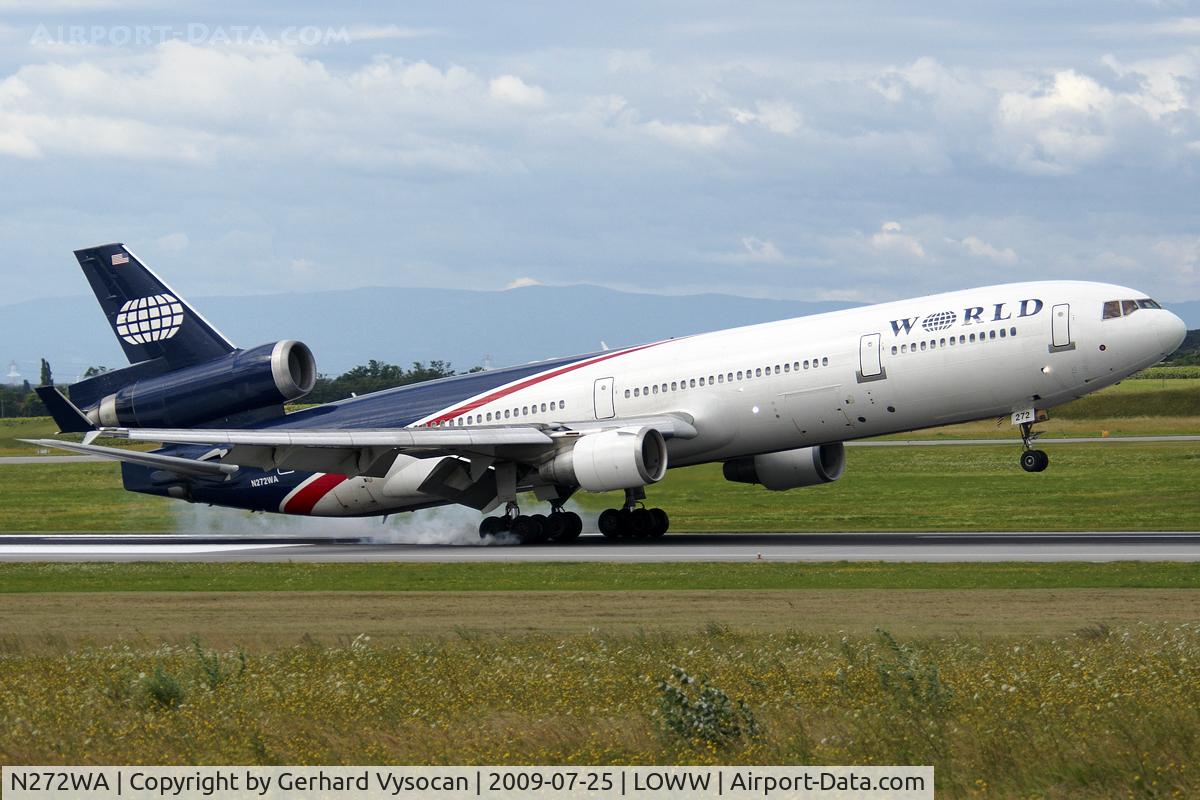 N272WA, 1992 McDonnell Douglas MD-11 C/N 48437, finally, the nex coloured one