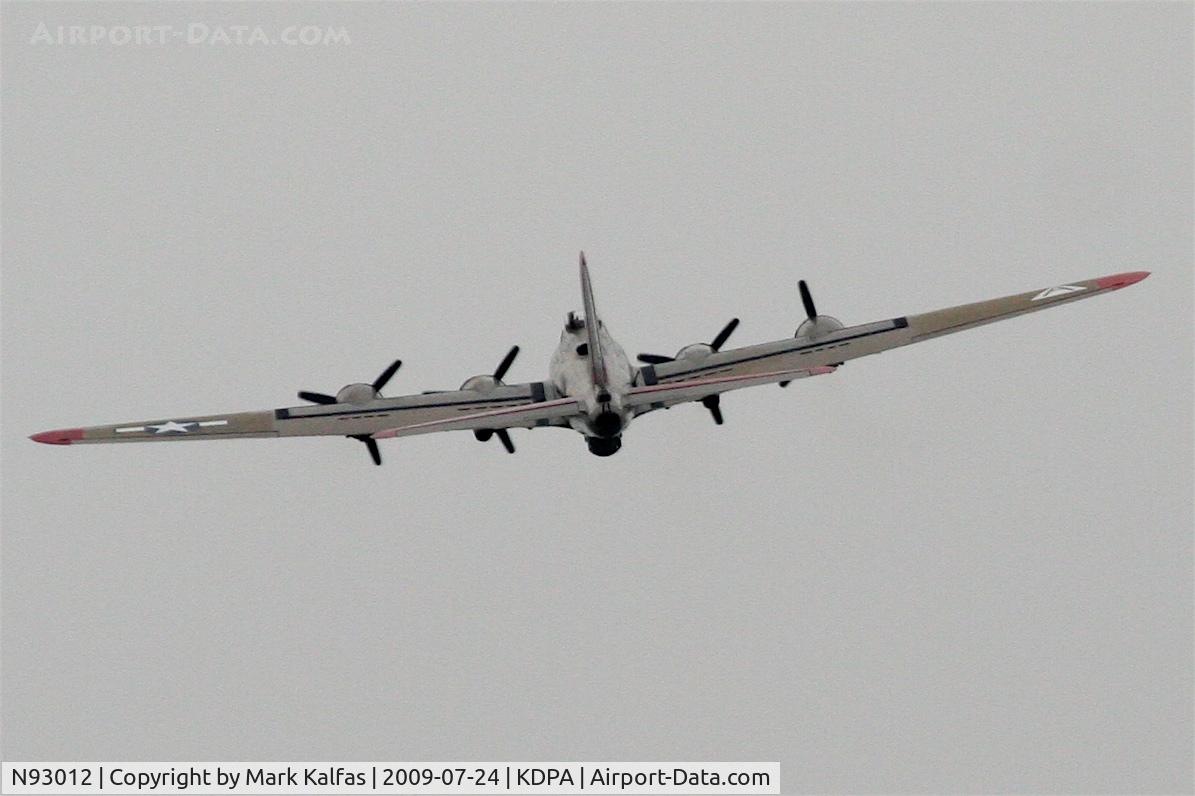 N93012, 1944 Boeing B-17G-30-BO Flying Fortress C/N 32264, Boeing B-17G, NL93012, a climbing left turn to 270' after departing RWY 20R KDPA...