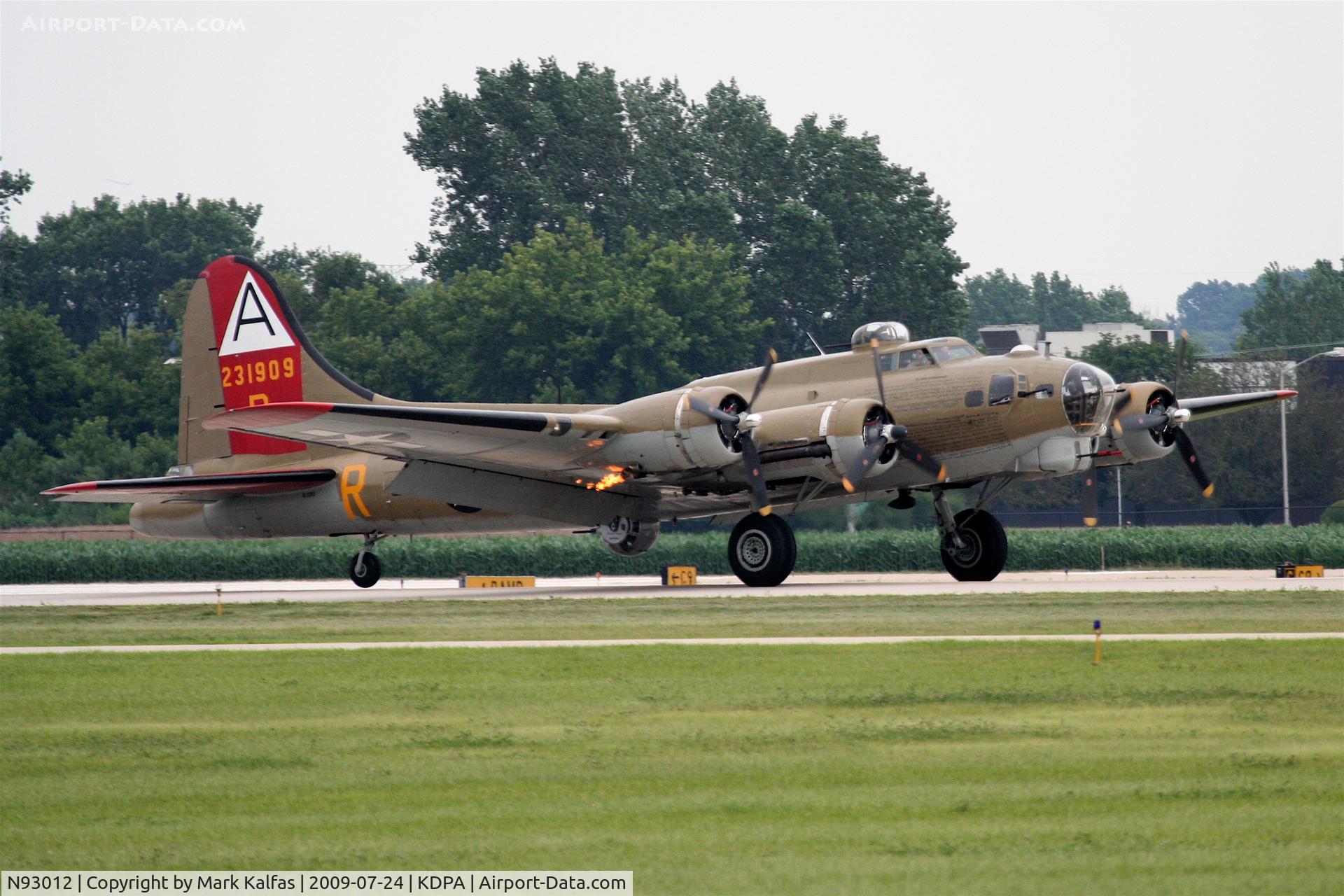 N93012, 1944 Boeing B-17G-30-BO Flying Fortress C/N 32264, Boeing B-17G, NL93012, landing RWY 20R KDPA, note the flame on number 4