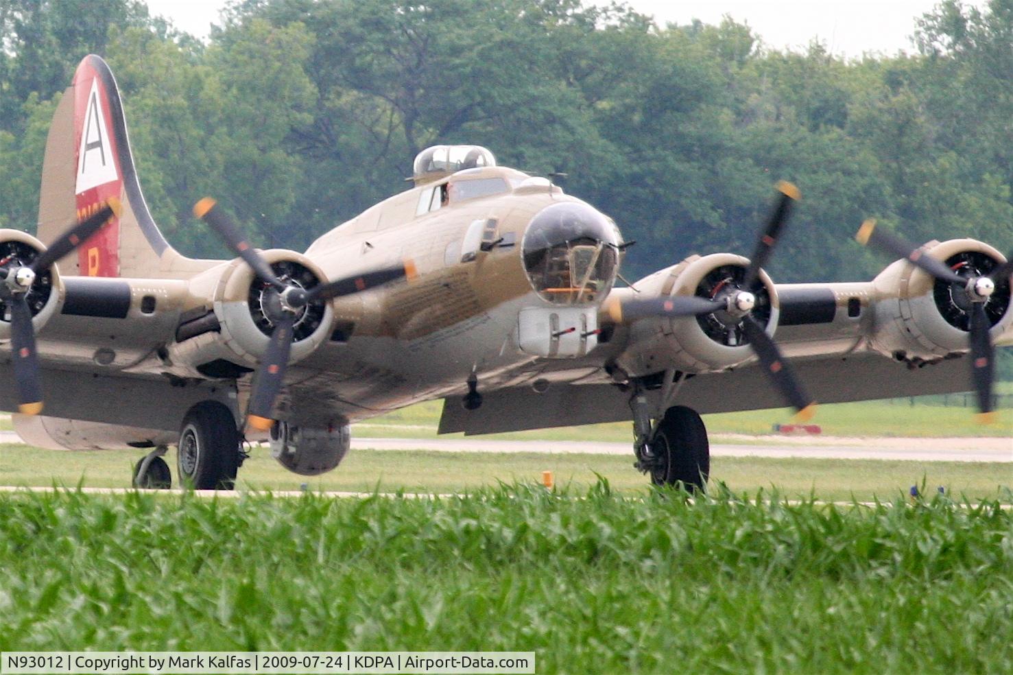 N93012, 1944 Boeing B-17G-30-BO Flying Fortress C/N 32264, Boeing B-17G, NL93012, turning off of RWY 20R KDPA.