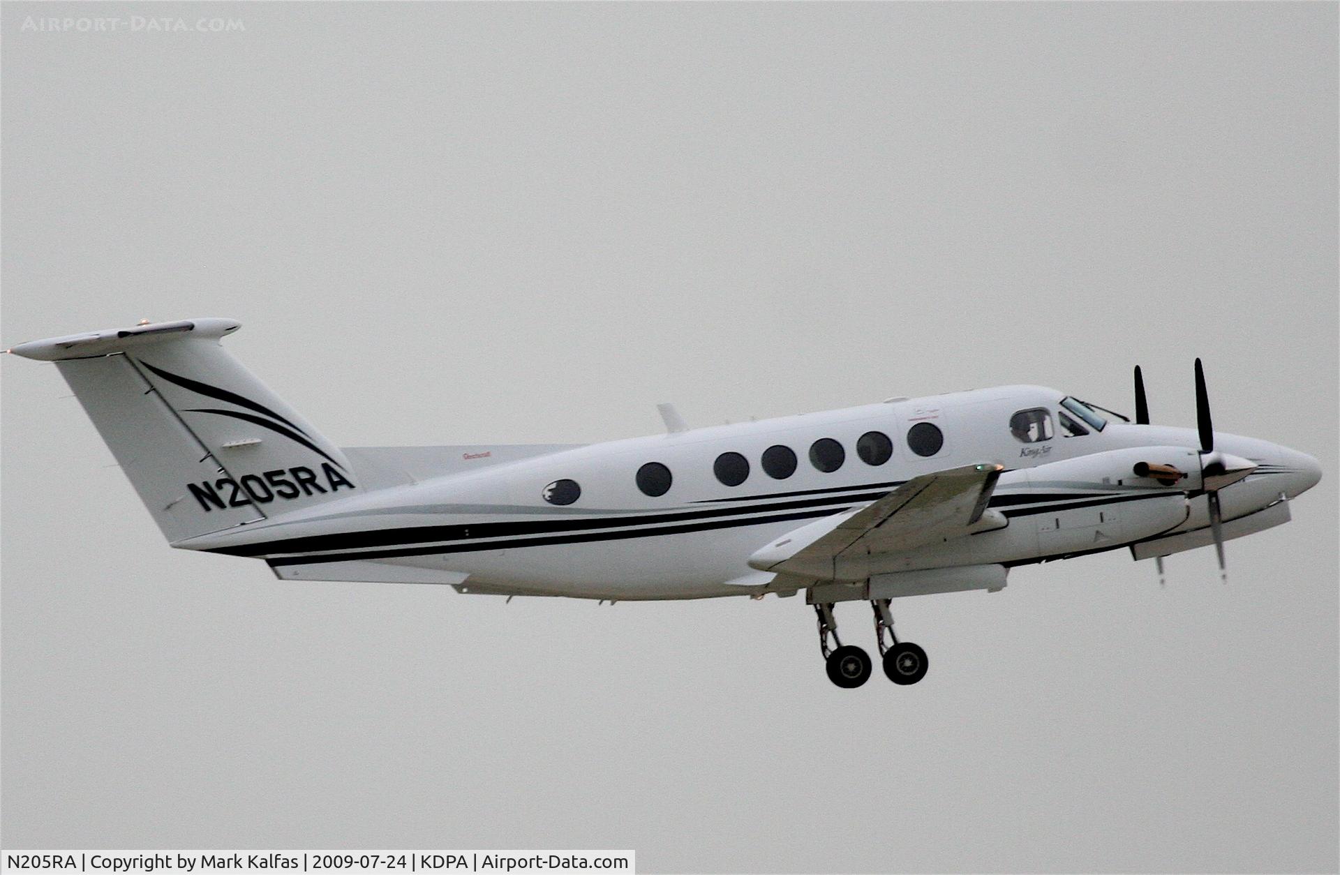 N205RA, Raytheon B200 King Air C/N BB-1919, Beech B200, N205RA departing 20R KDPA