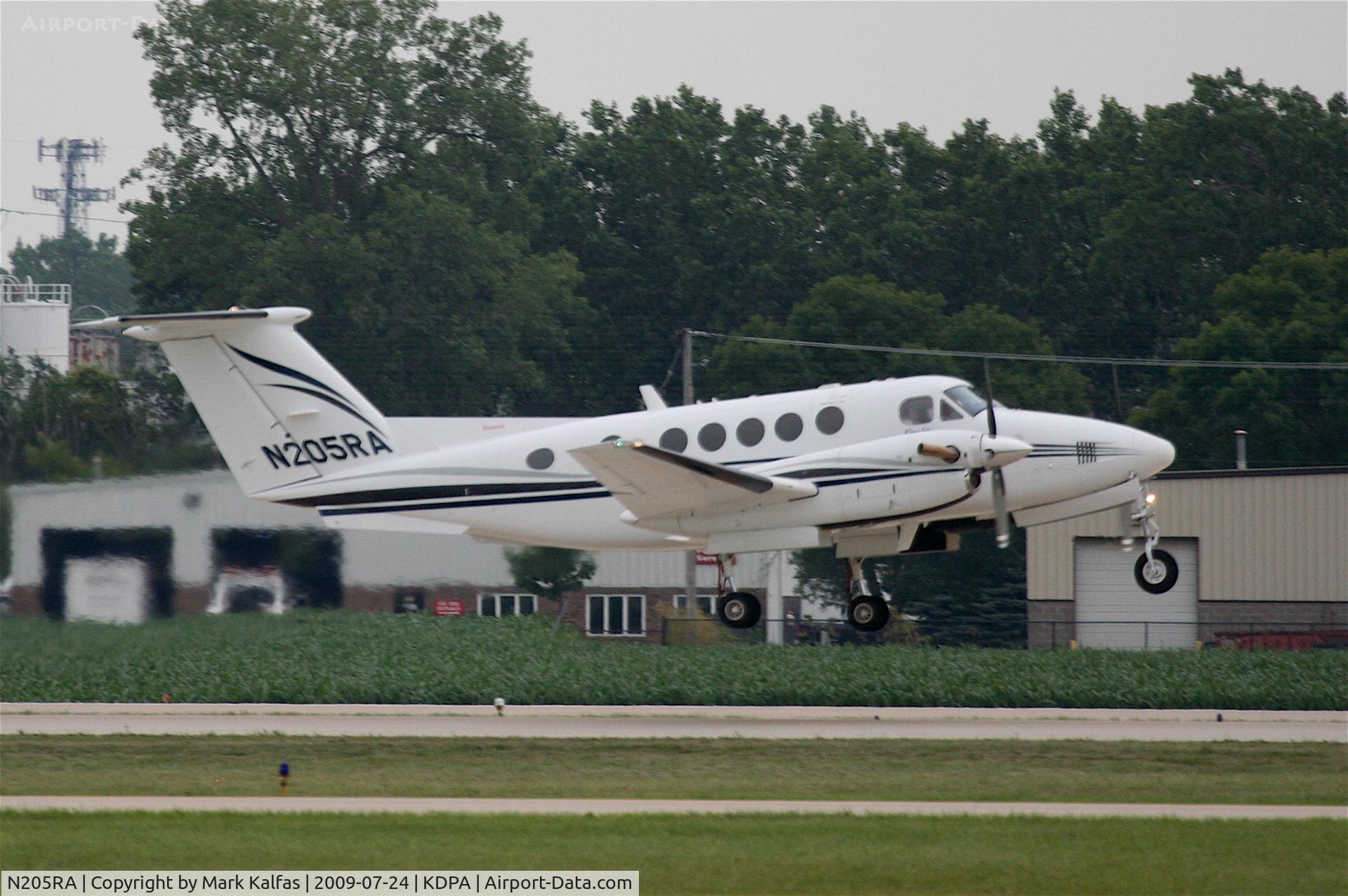 N205RA, Raytheon B200 King Air C/N BB-1919, Beech B200, N205RA departing 20R KDPA
