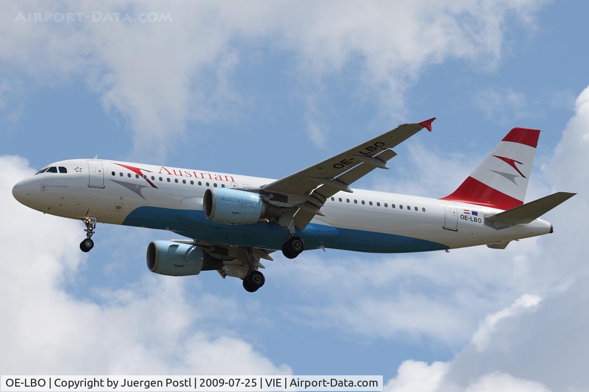OE-LBO, 1998 Airbus A320-214 C/N 776, Airbus A320-214