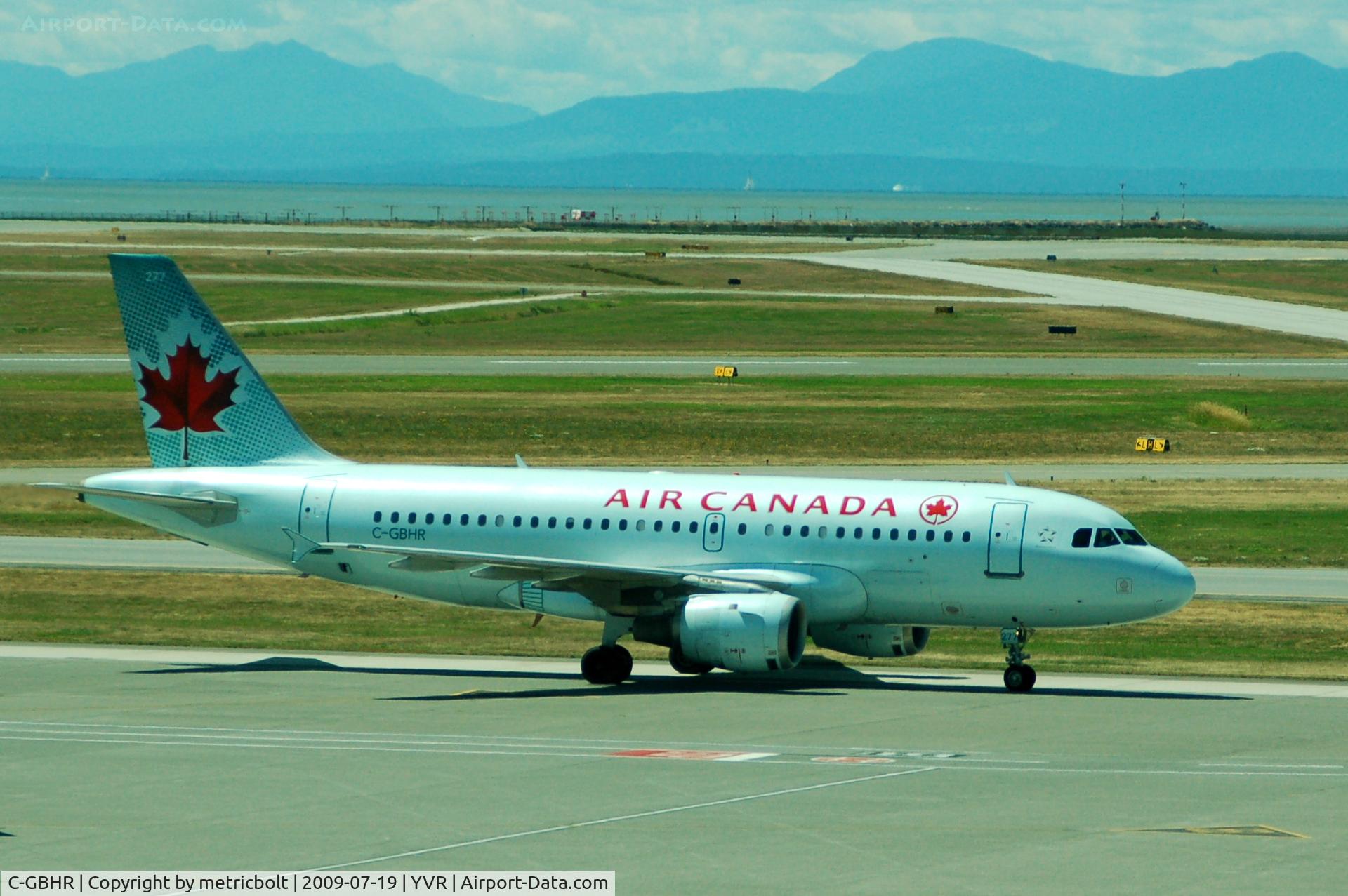 C-GBHR, 1998 Airbus A319-114 C/N 785, At YVR