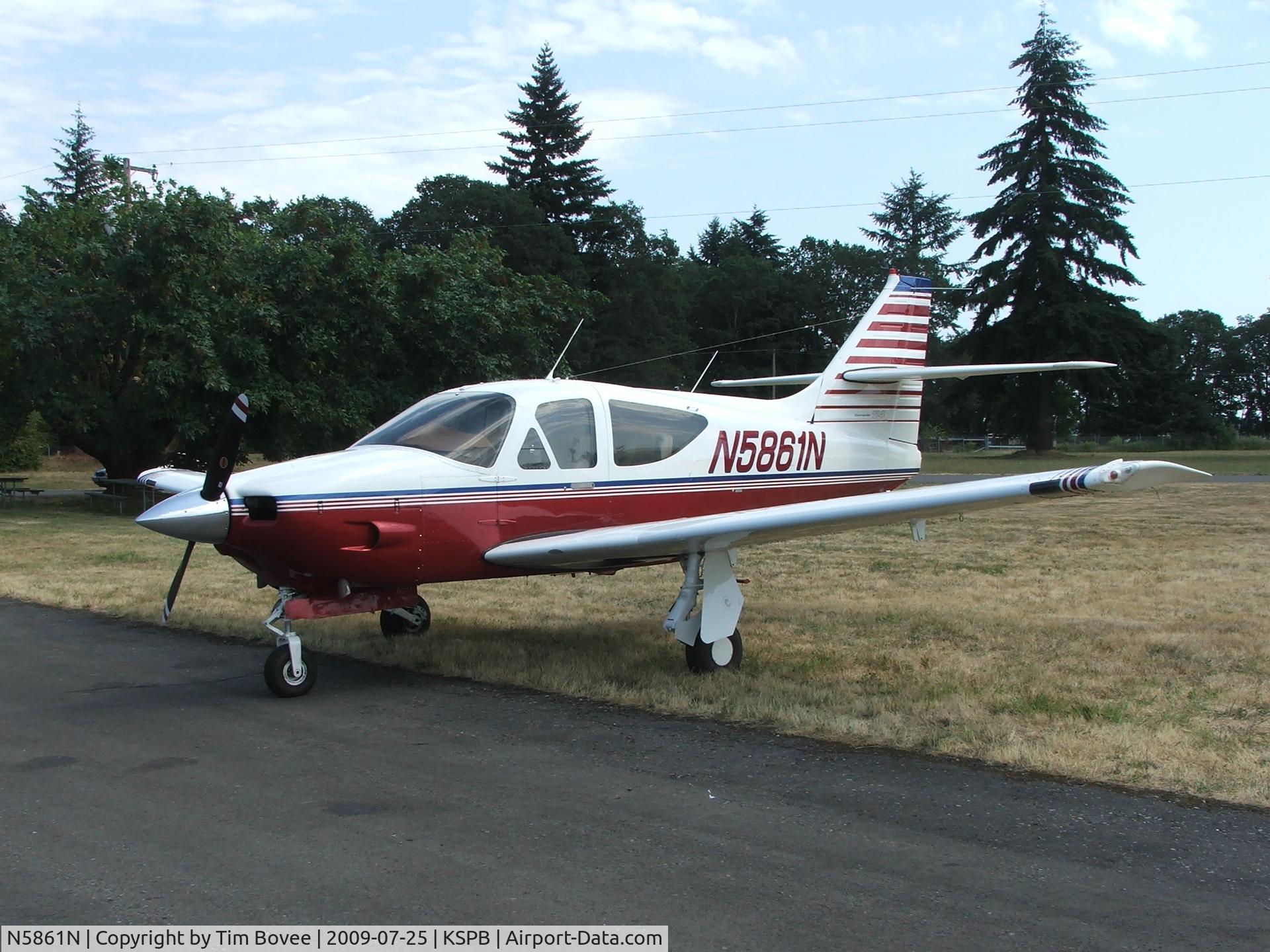 N5861N, 1978 Rockwell International 114 Commander C/N 14406, Taken 25July09 @ Scappoose OR KSPB Beautiful ship on a beautiful day