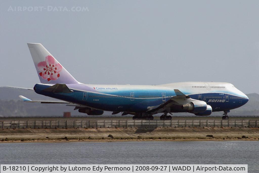 B-18210, 2004 Boeing 747-409 C/N 33734, China Airlines