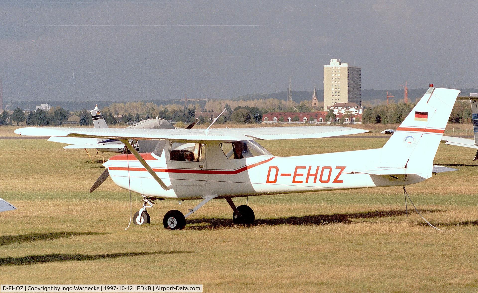 D-EHOZ, Reims F152 C/N 1636, Cessna (Reims) F152 at Bonn-Hangelar airfield