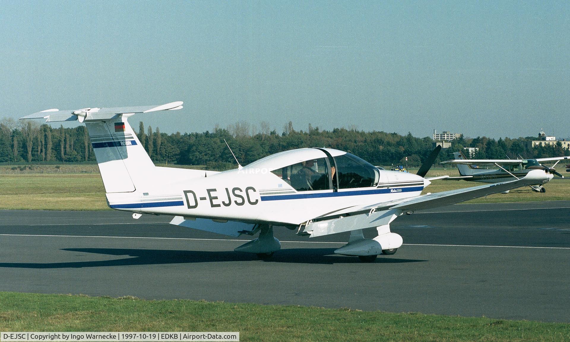 D-EJSC, Robin R-3000-160 C/N 171, Robin R.3000-160 at Bonn-Hangelar airfield