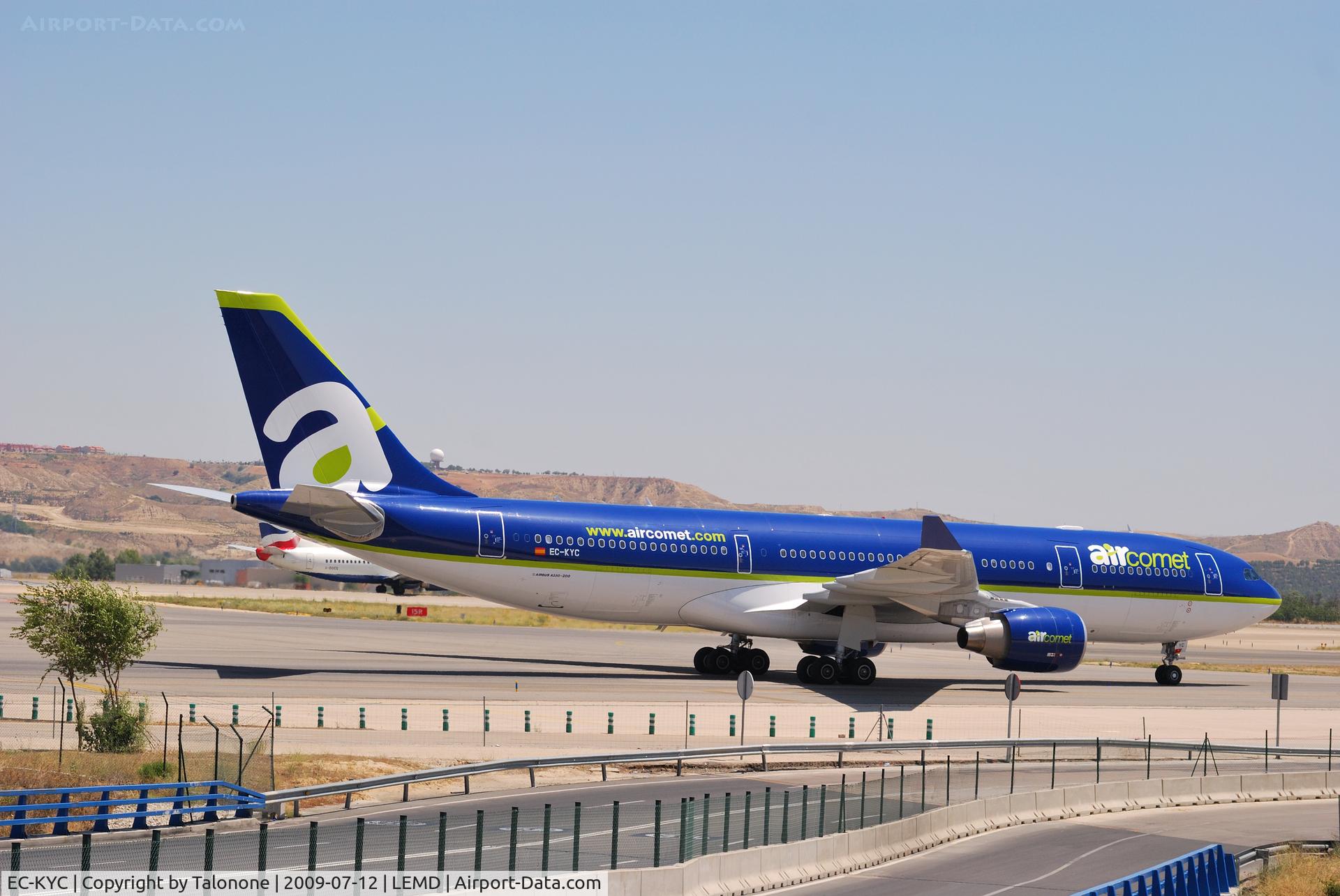 EC-KYC, 2009 Airbus A330-223 C/N 979, AIR COMET A330-200