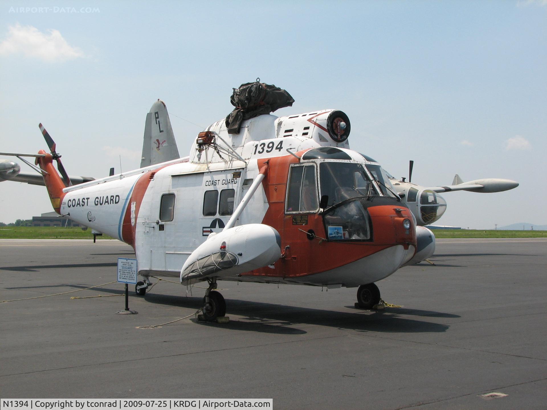 N1394, 1964 Sikorsky HH-52A Sea Guard C/N 62.075, at Reading
