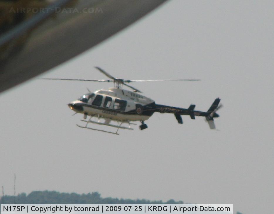 N175P, 1998 Bell 407 C/N 53316, at Reading