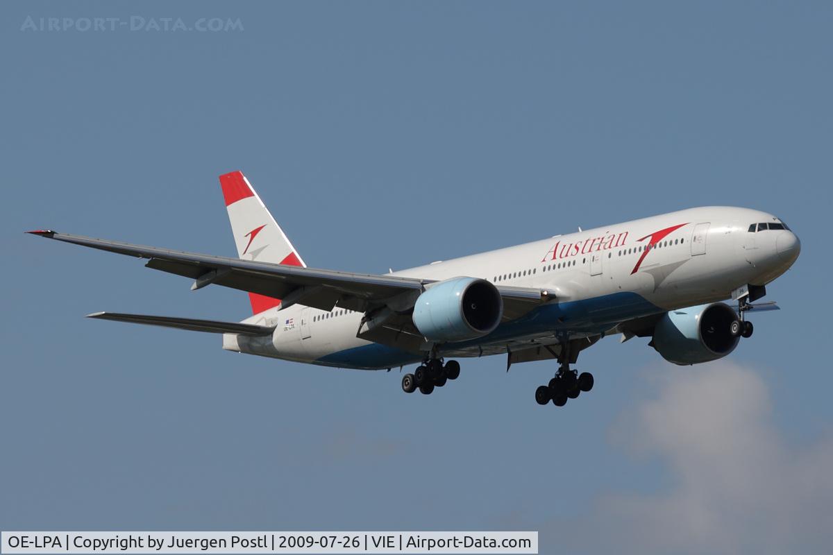 OE-LPA, 1997 Boeing 777-2Z9/ER C/N 28698, Boeing 777-2Z9