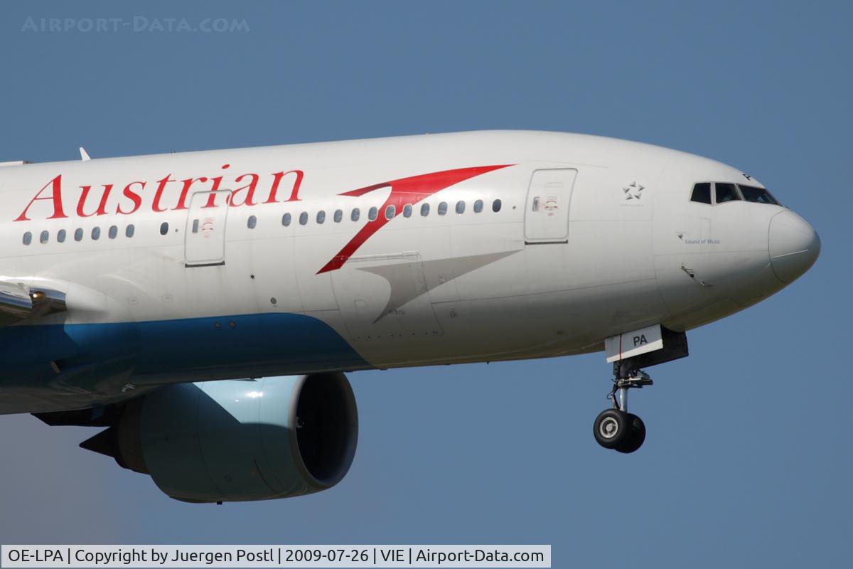 OE-LPA, 1997 Boeing 777-2Z9/ER C/N 28698, Boeing 777-2Z9