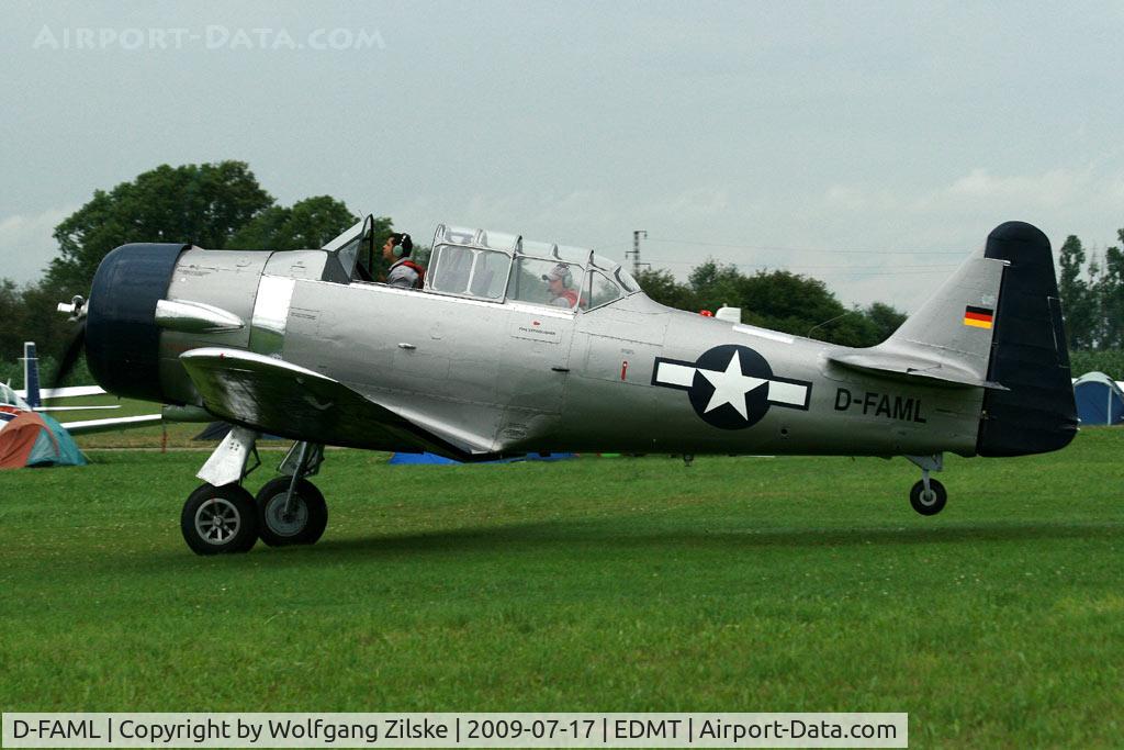 D-FAML, North American AT-6D Harvard III C/N 88-17026, visitor