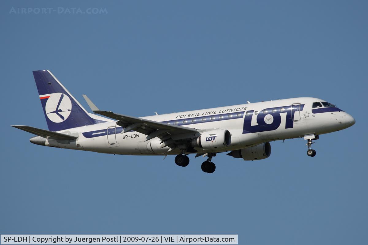 SP-LDH, 2005 Embraer 170LR (ERJ-170-100LR) C/N 17000069, Embraer ERJ-170-100LR