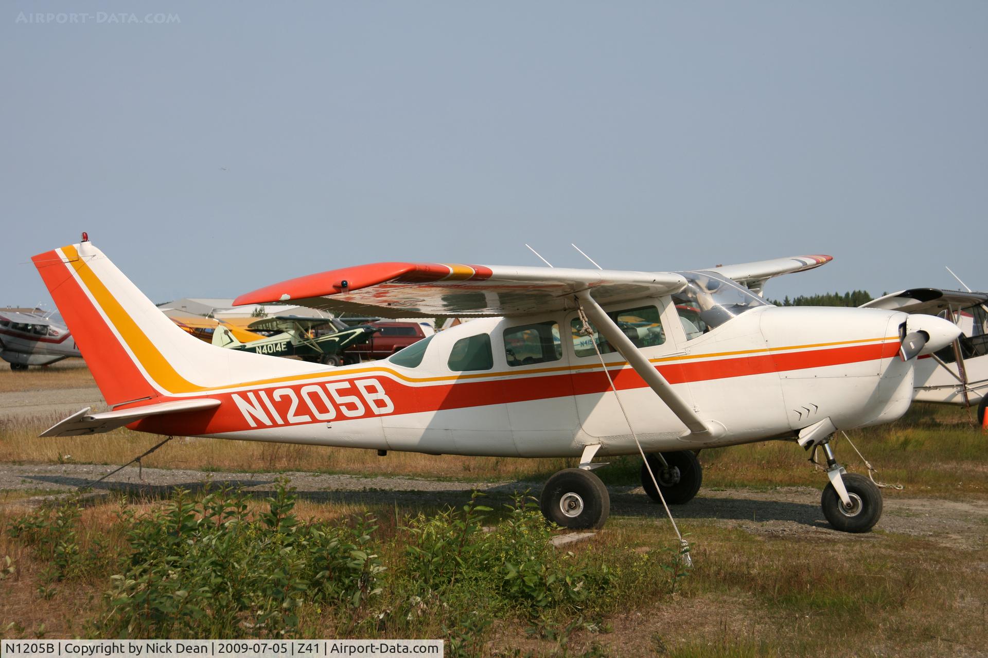 N1205B, 1963 Cessna 210-5 (205) C/N 205-0190, Z41