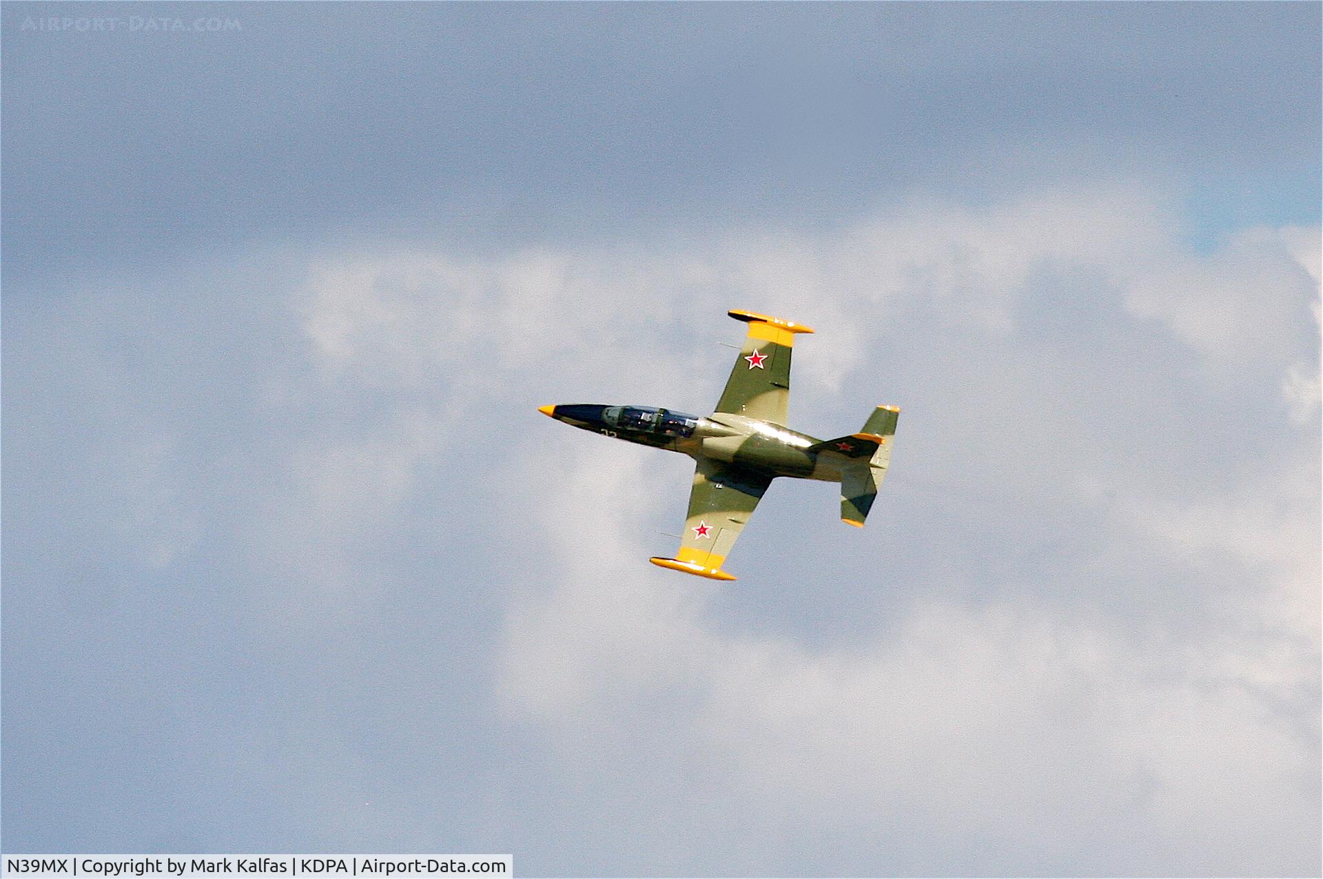 N39MX, 1979 Aero L-39C Albatros C/N 931532, L39C, N39MX high speed pass with a climbing left turn RWY 2L KDPA