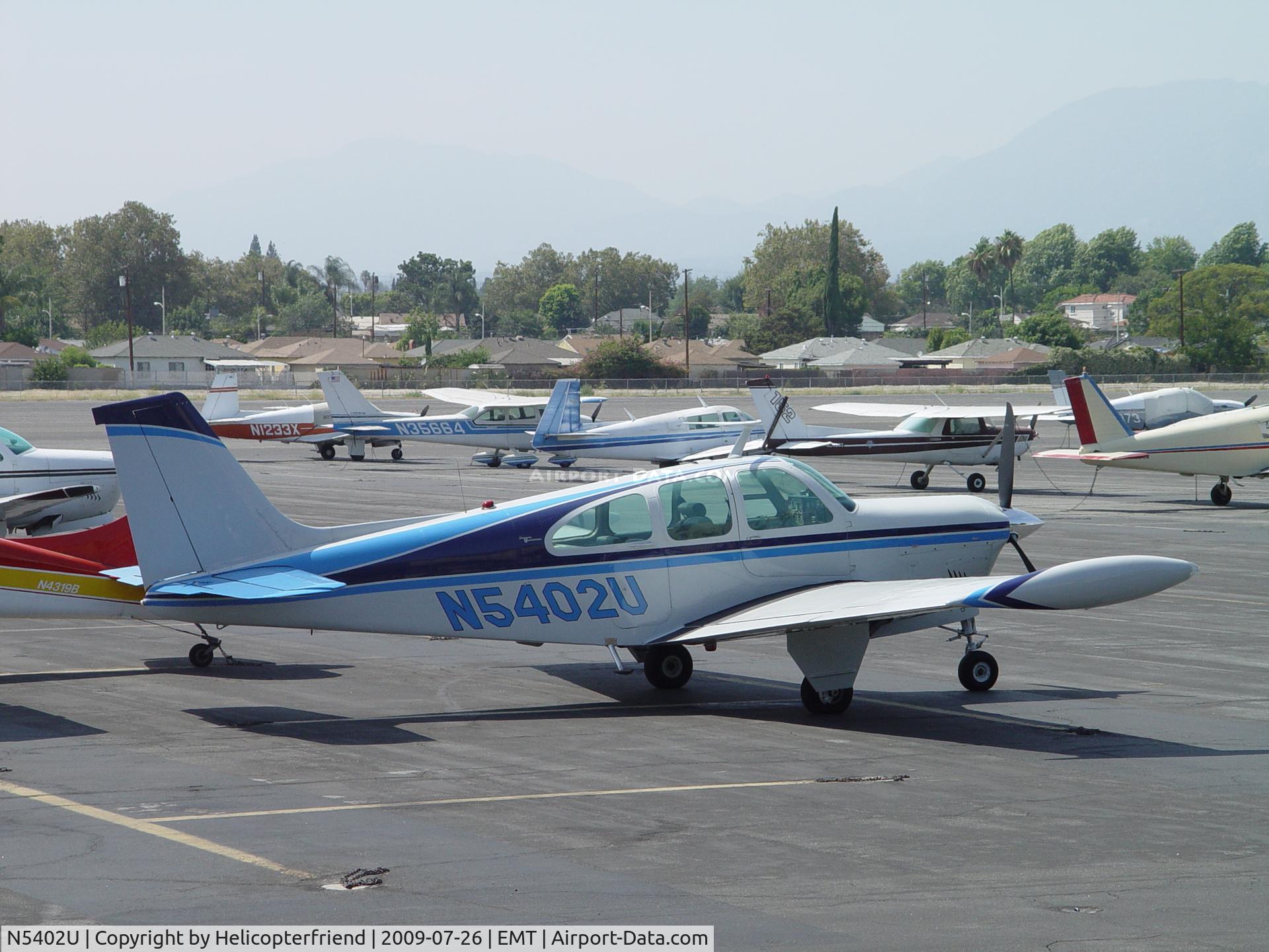 N5402U, 1967 Beech 35-C33A Debonair C/N CE-155, Parked