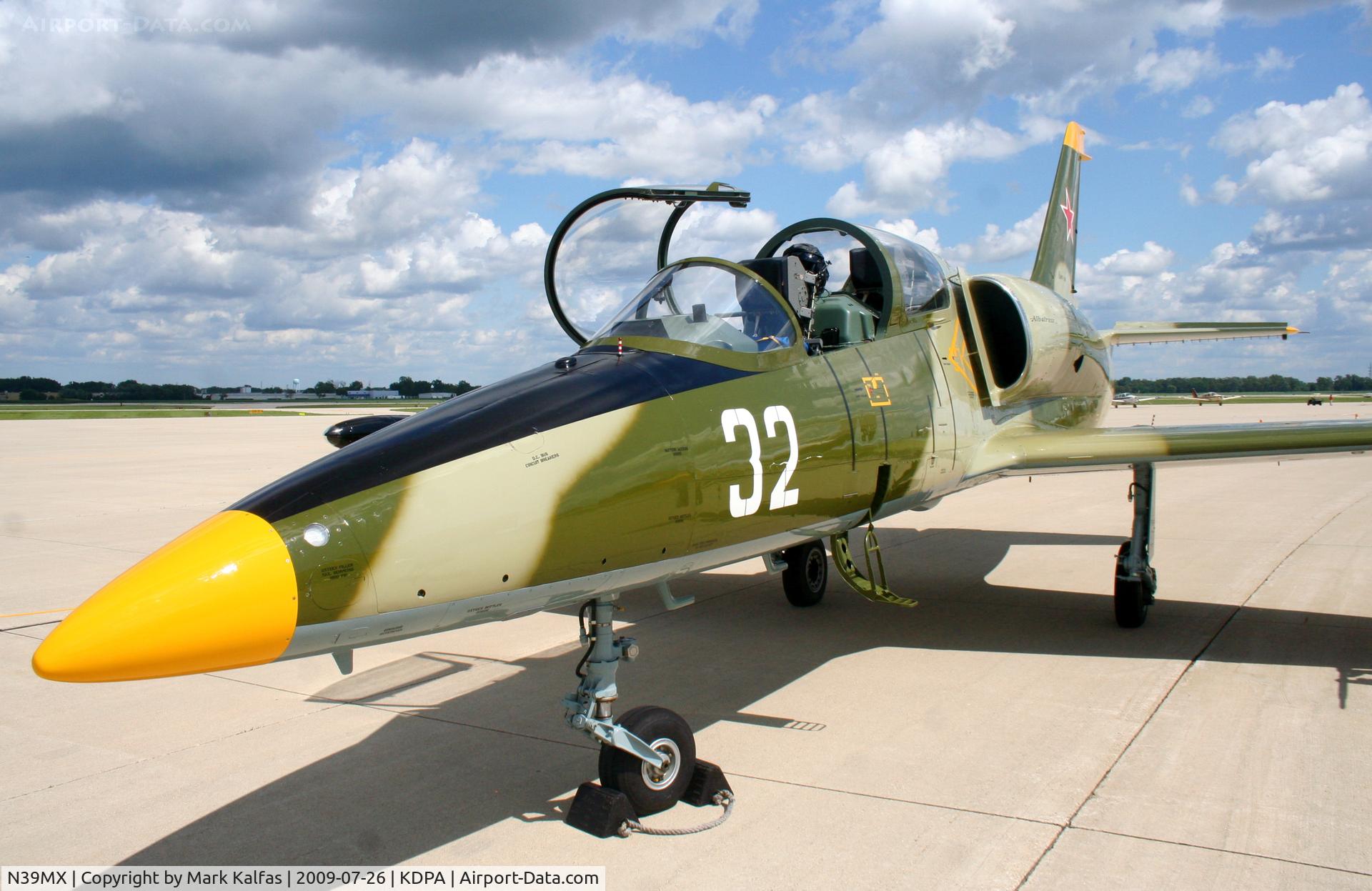 N39MX, 1979 Aero L-39C Albatros C/N 931532, L39C, N39MX on the ramp KDPA.