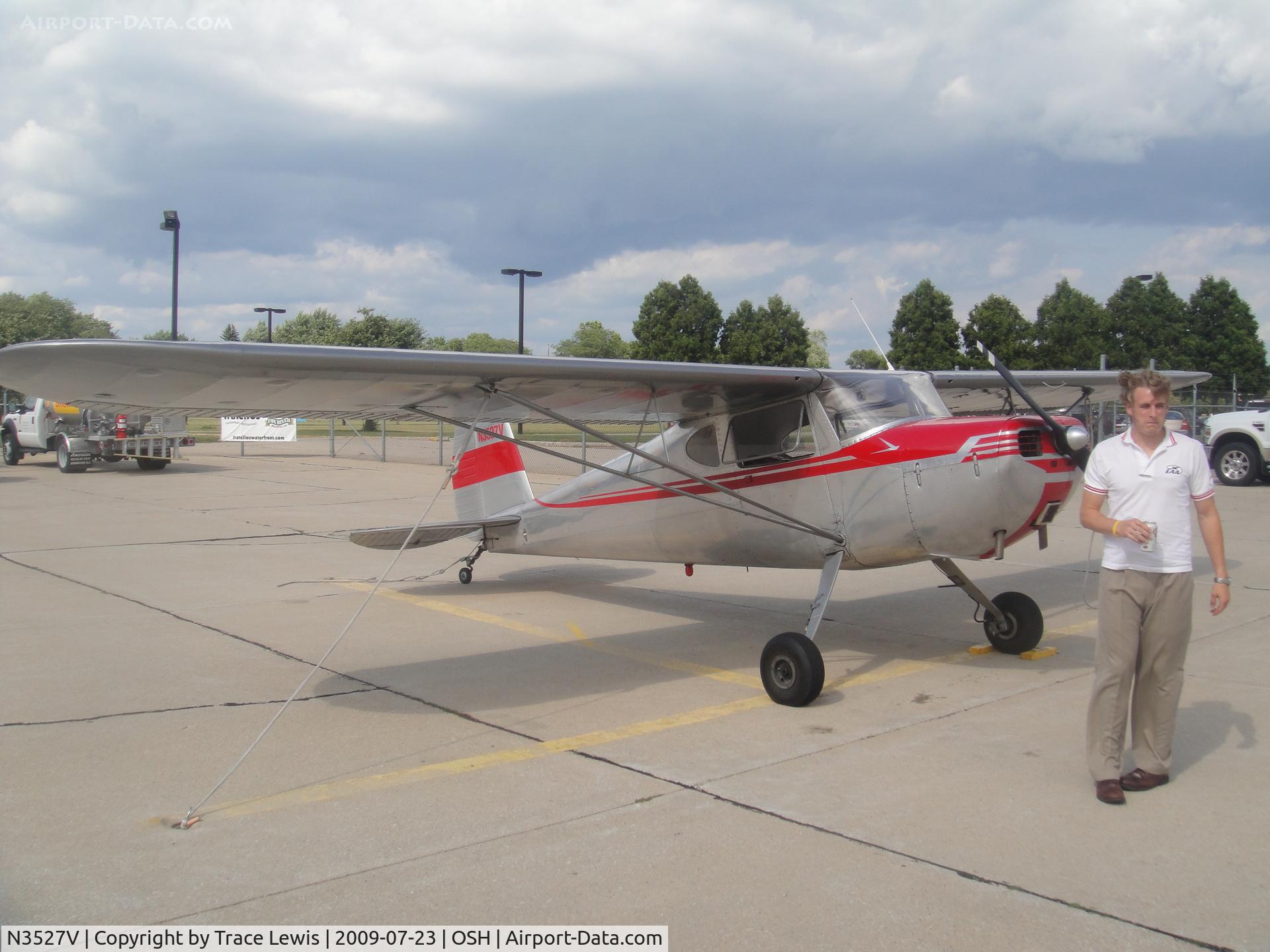 N3527V, 1948 Cessna 140 C/N 14796, Parked at Orion a week before the big show