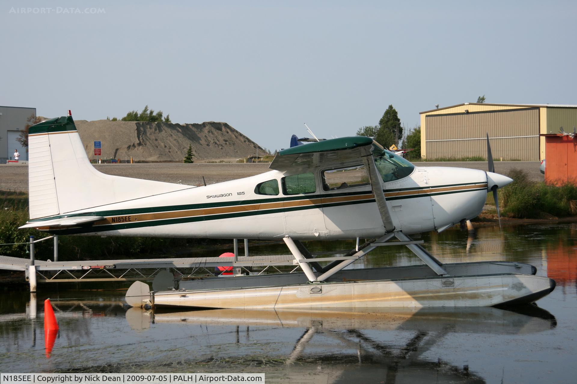 N185EE, 1961 Cessna 185 Skywagon C/N 1850105, PALH