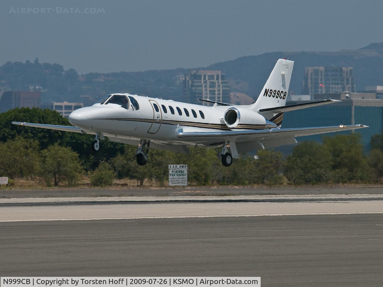 N999CB, 2005 Cessna 560 Citation Encore C/N 560-0692, N999CB arriving on RWY 21
