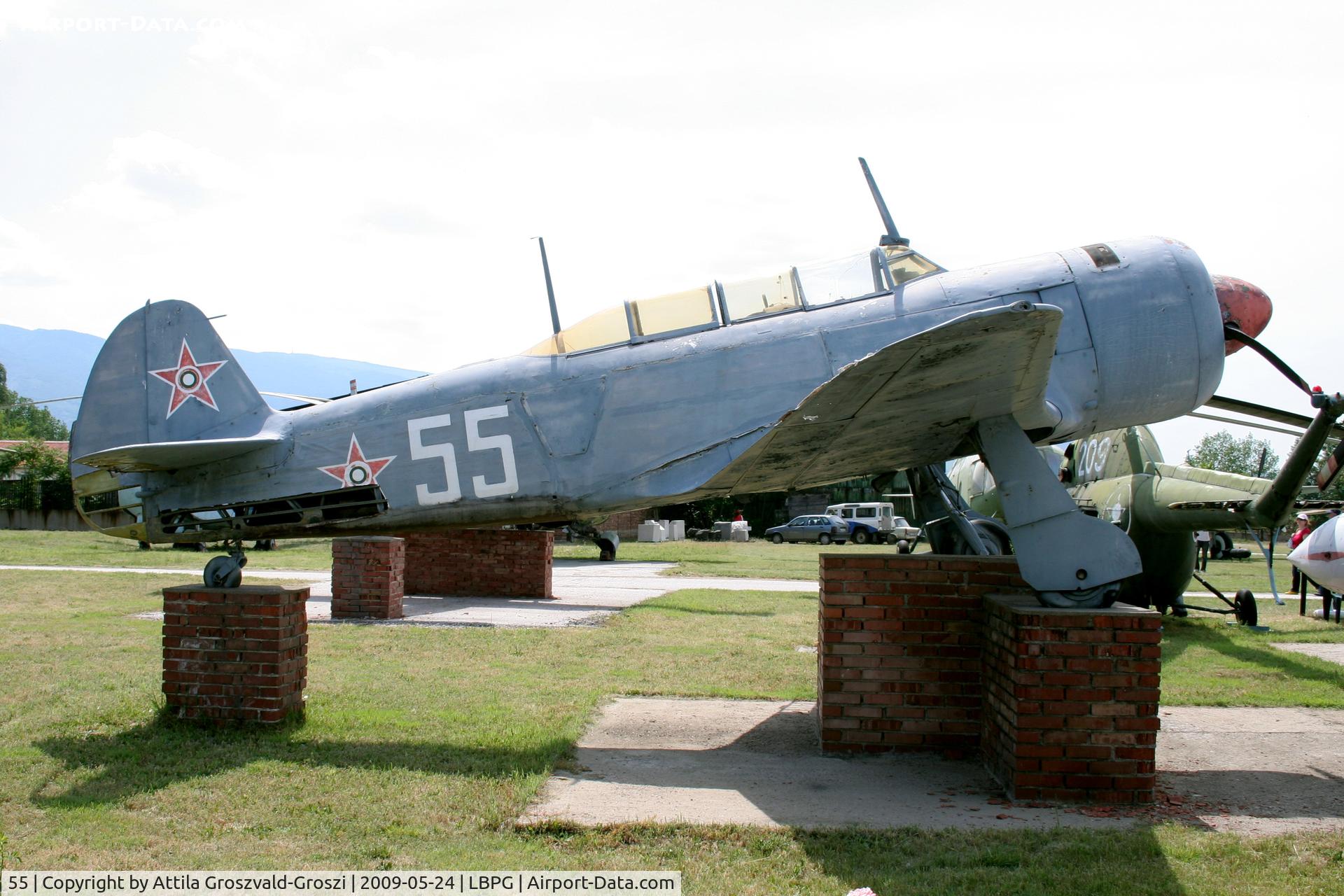 55, Yakovlev Yak-11 C/N 172413, Bulgarian Museum of Aviation, Plovdiv-Krumovo (LBPG).