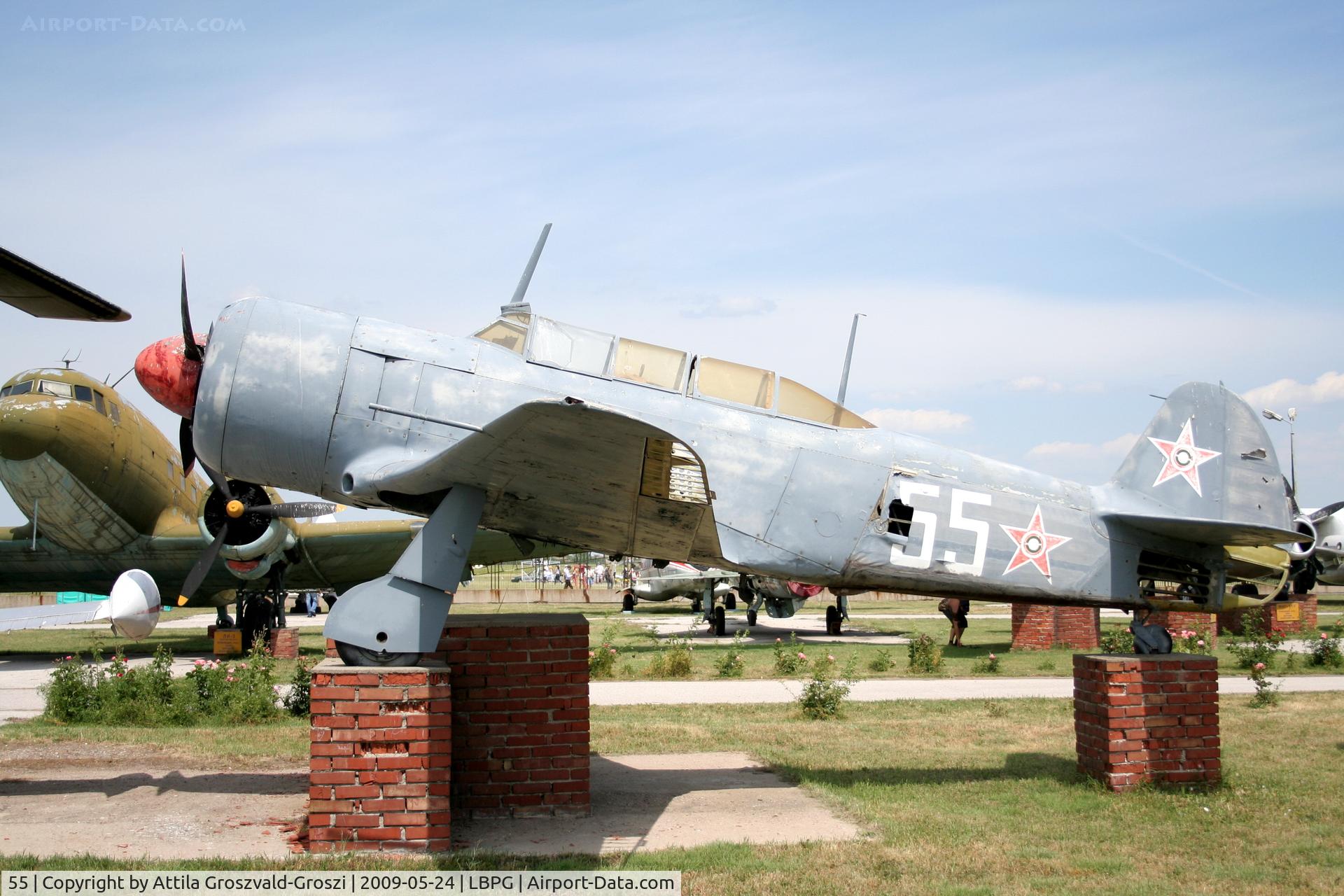 55, Yakovlev Yak-11 C/N 172413, Bulgarian Museum of Aviation, Plovdiv-Krumovo (LBPG).