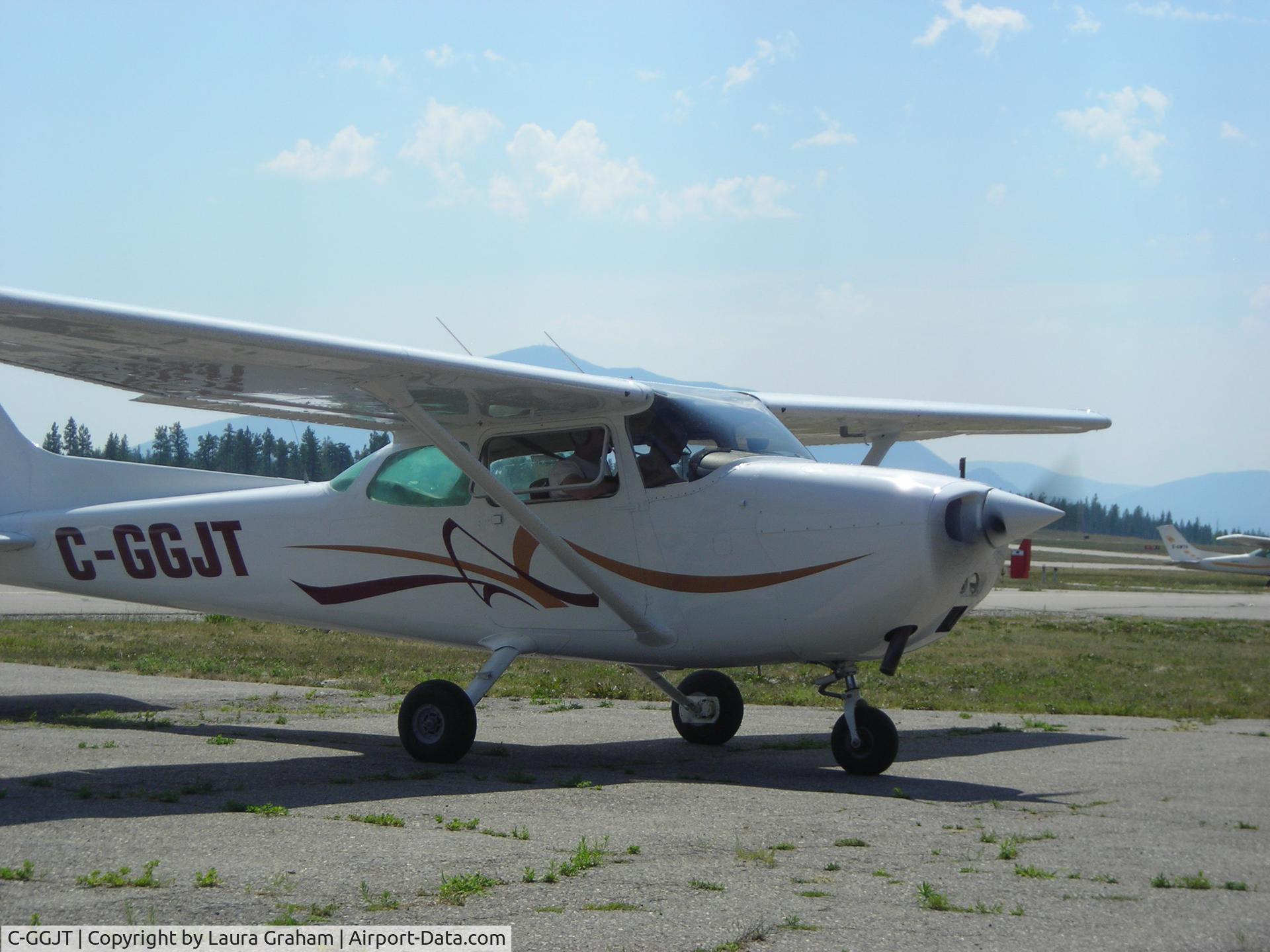 C-GGJT, 1974 Cessna 172M C/N 17262155, lessons cranbrook Airport