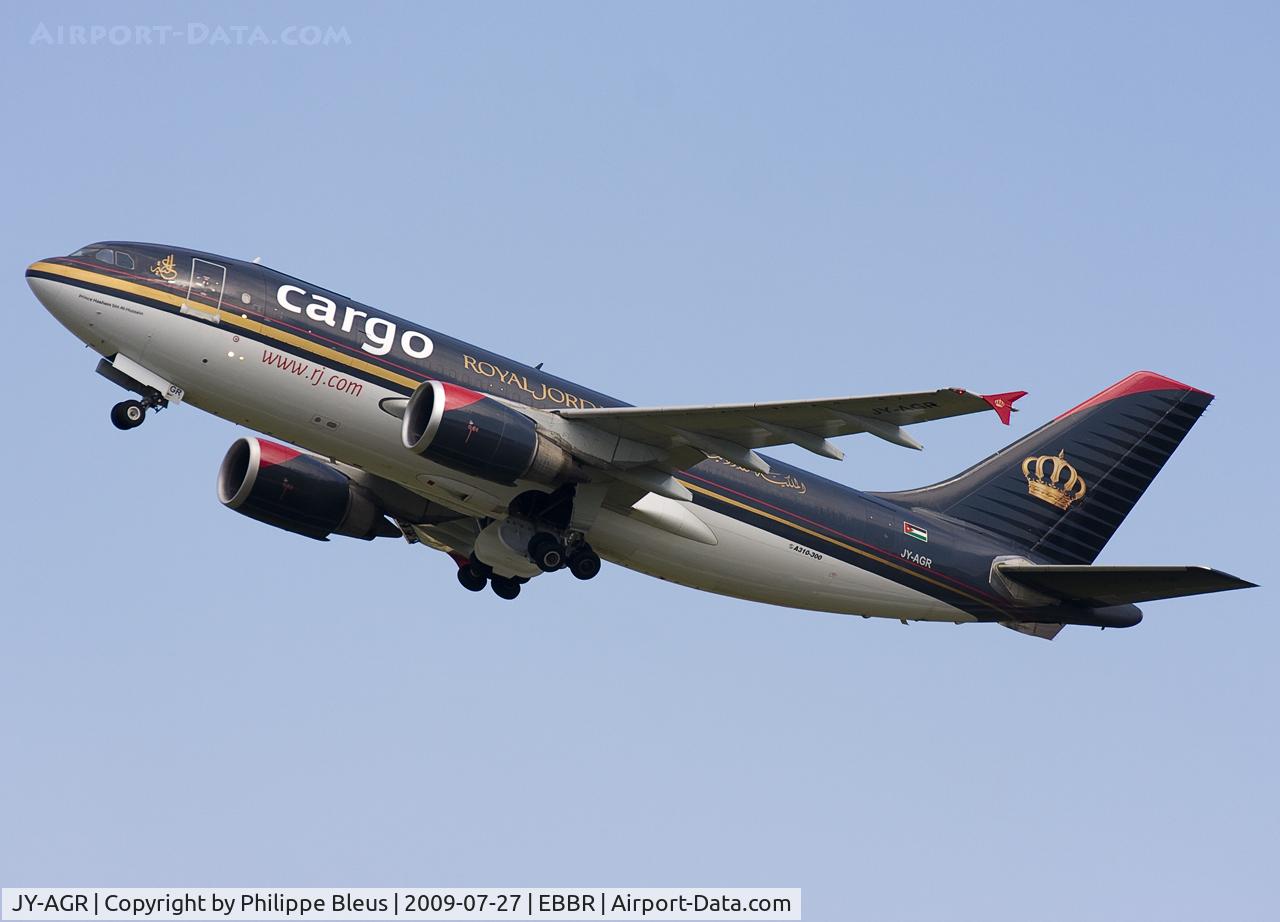 JY-AGR, 1988 Airbus A310-304(F) C/N 490/4451, Regular visitor. Off 25R. Gear moving back in.