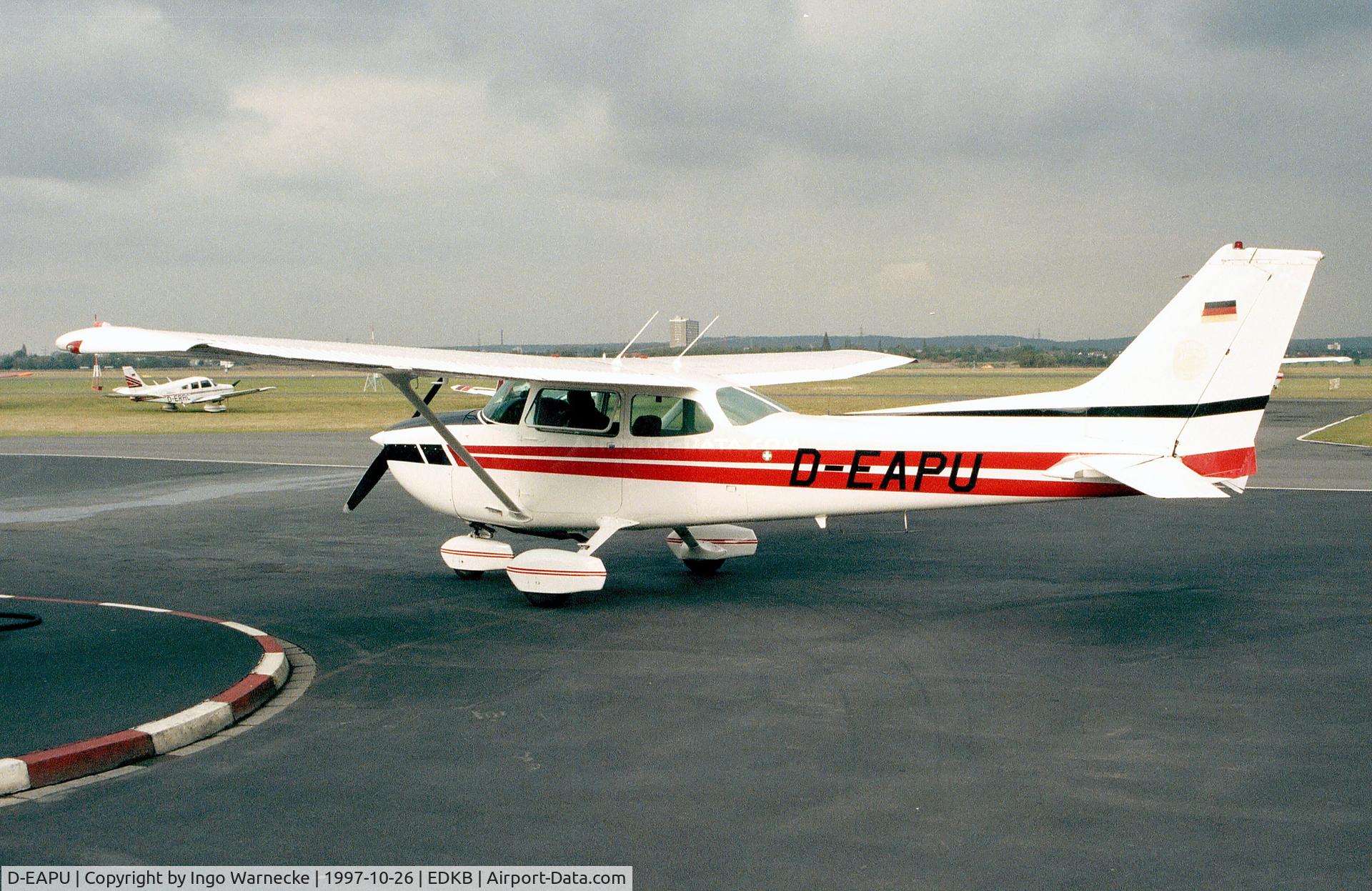 D-EAPU, 1979 Cessna 172N Skyhawk C/N 17272551, Cessna 172N Skyhawk at Bonn-Hangelar airfield