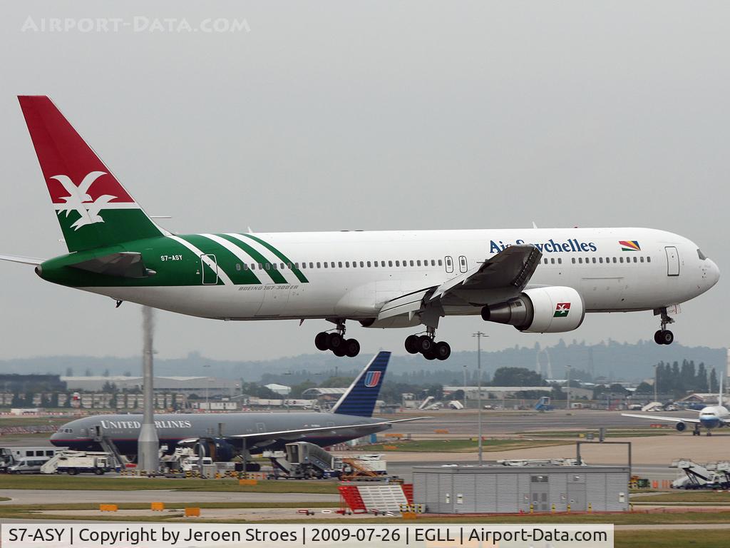 S7-ASY, 2001 Boeing 767-33A/ER C/N 29386, .