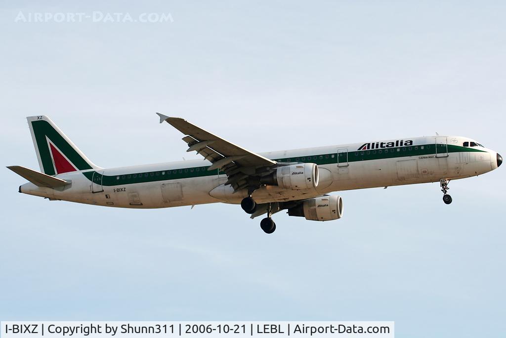 I-BIXZ, 1998 Airbus A321-112 C/N 848, Landing rwy 25R